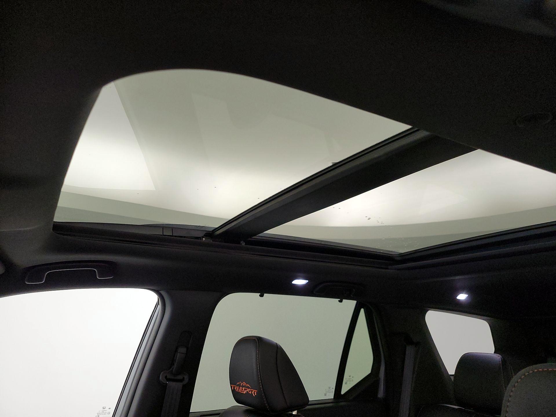 Thumbnail: 2023 Honda Pilot - 19