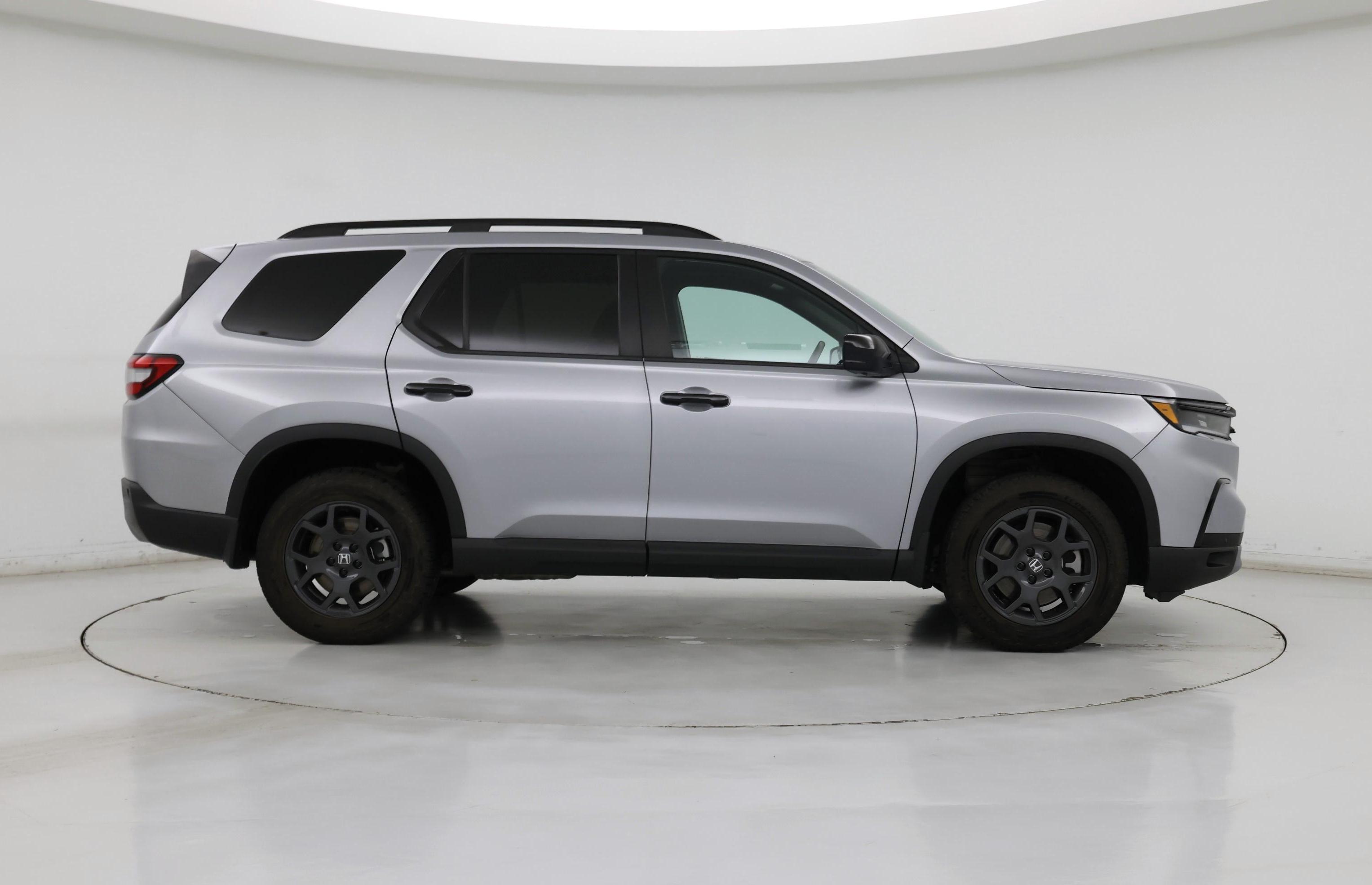 Thumbnail: 2023 Honda Pilot - 7