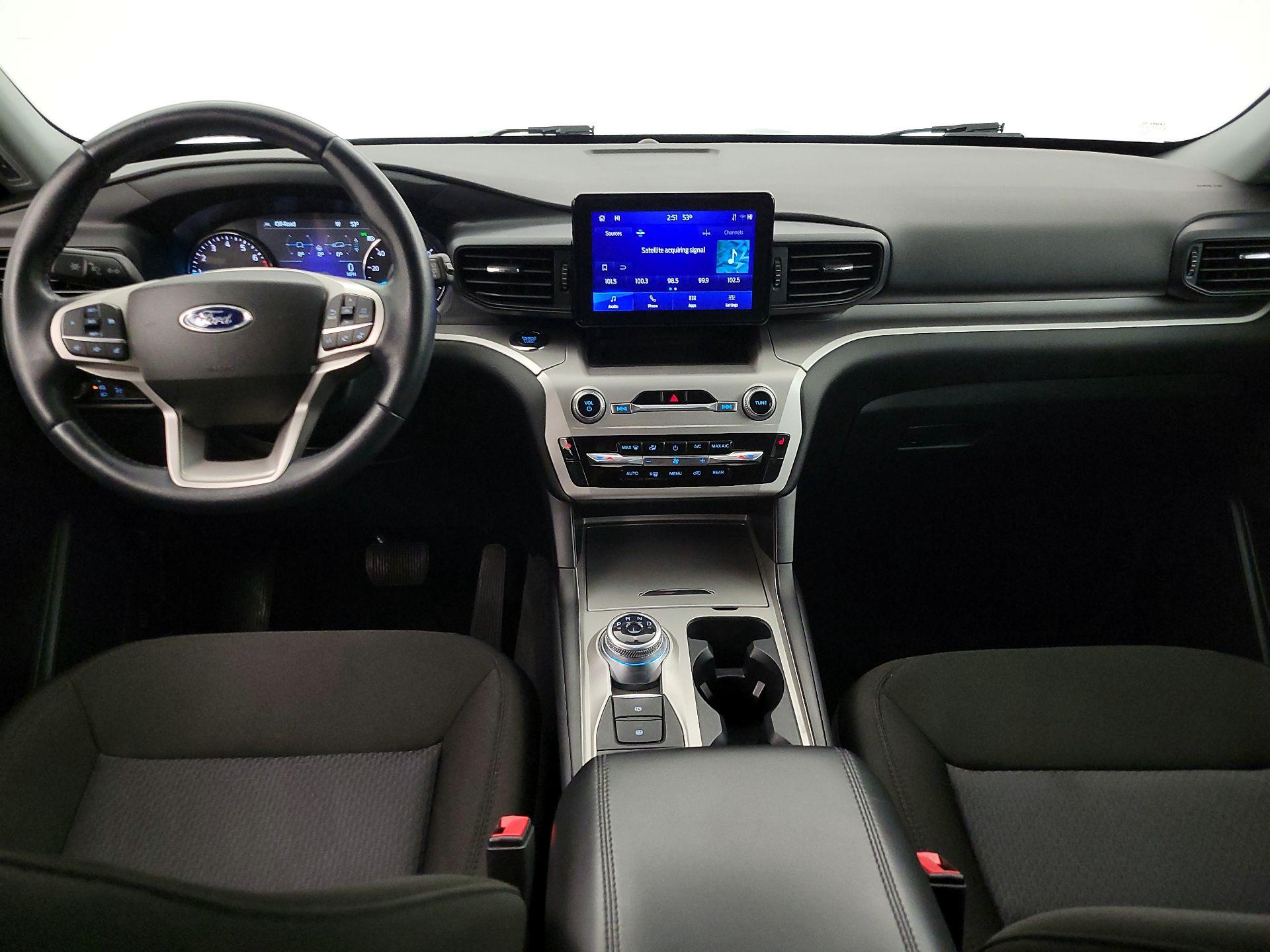 Thumbnail: 2022 Ford Explorer - 9