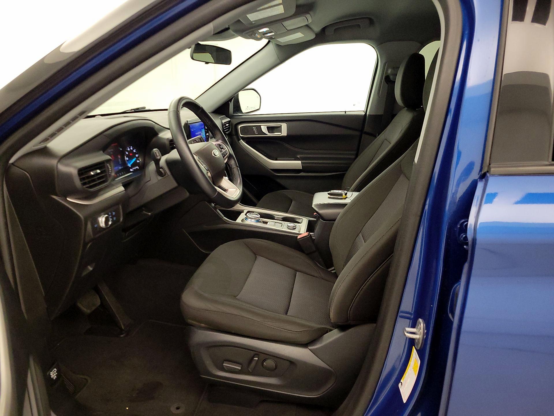 Thumbnail: 2022 Ford Explorer - 11