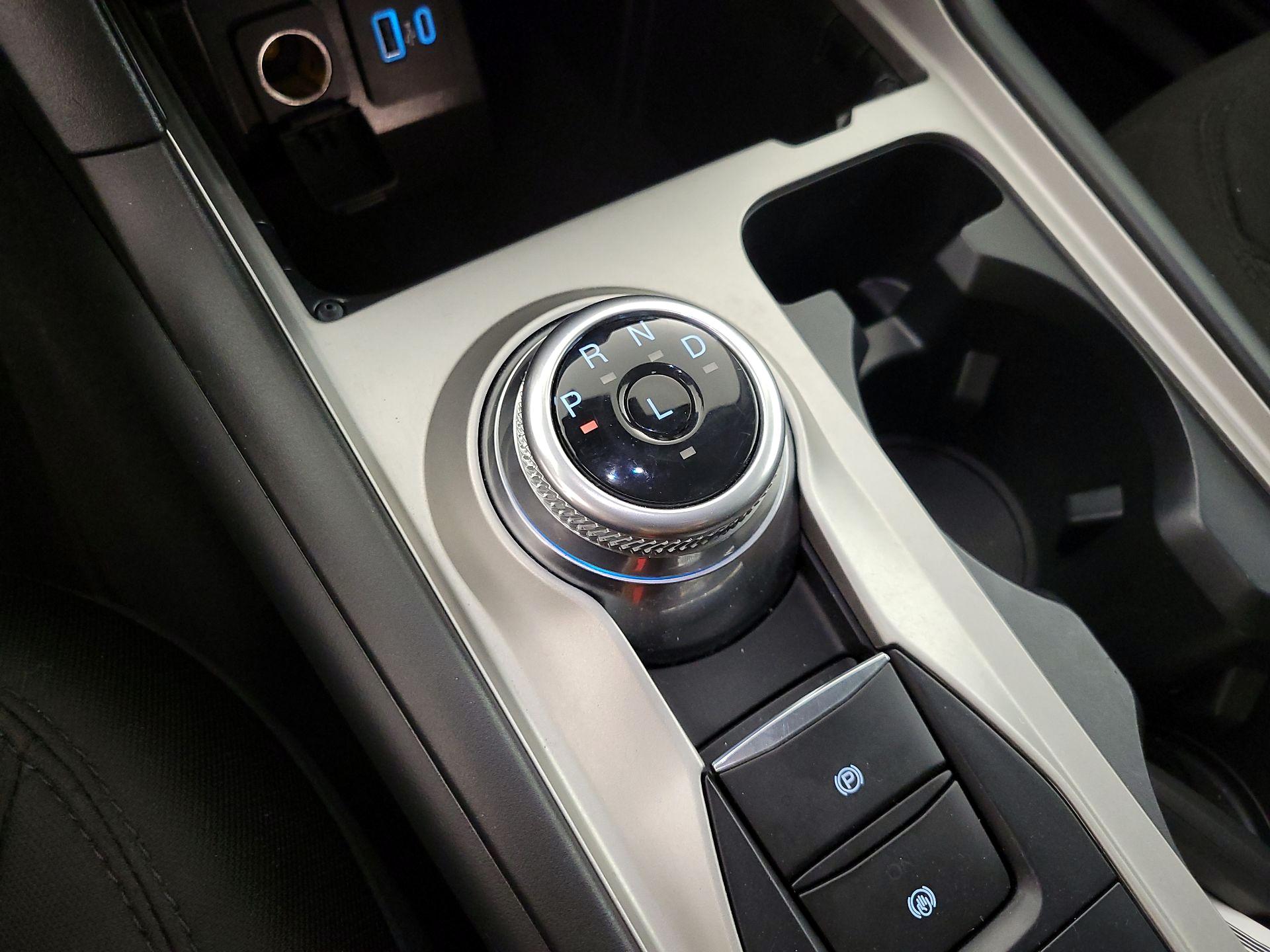 Thumbnail: 2022 Ford Explorer - 17