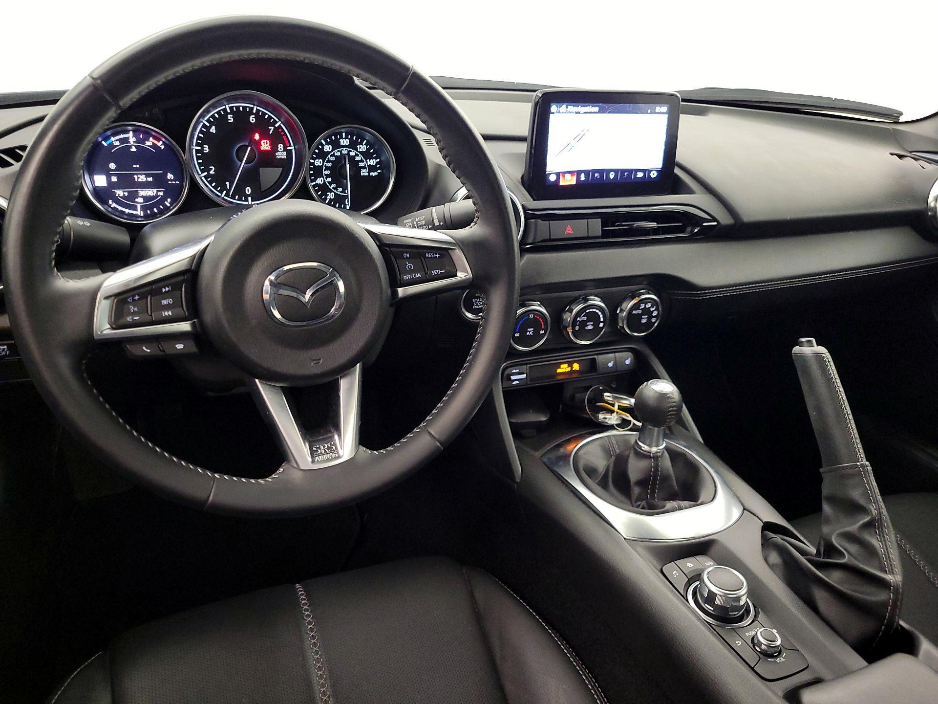 Thumbnail: 2021 Mazda MX-5 Miata - 9