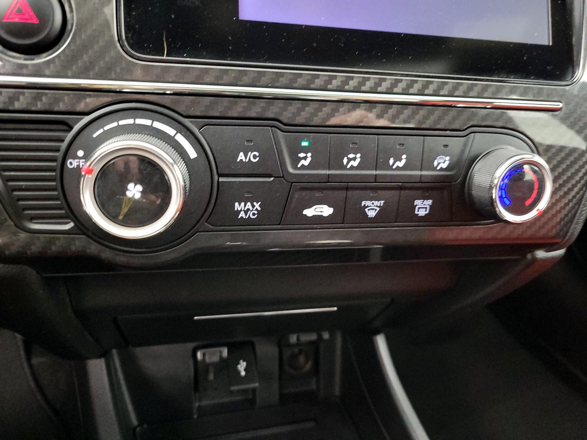 Thumbnail: 2015 Honda Civic - 16