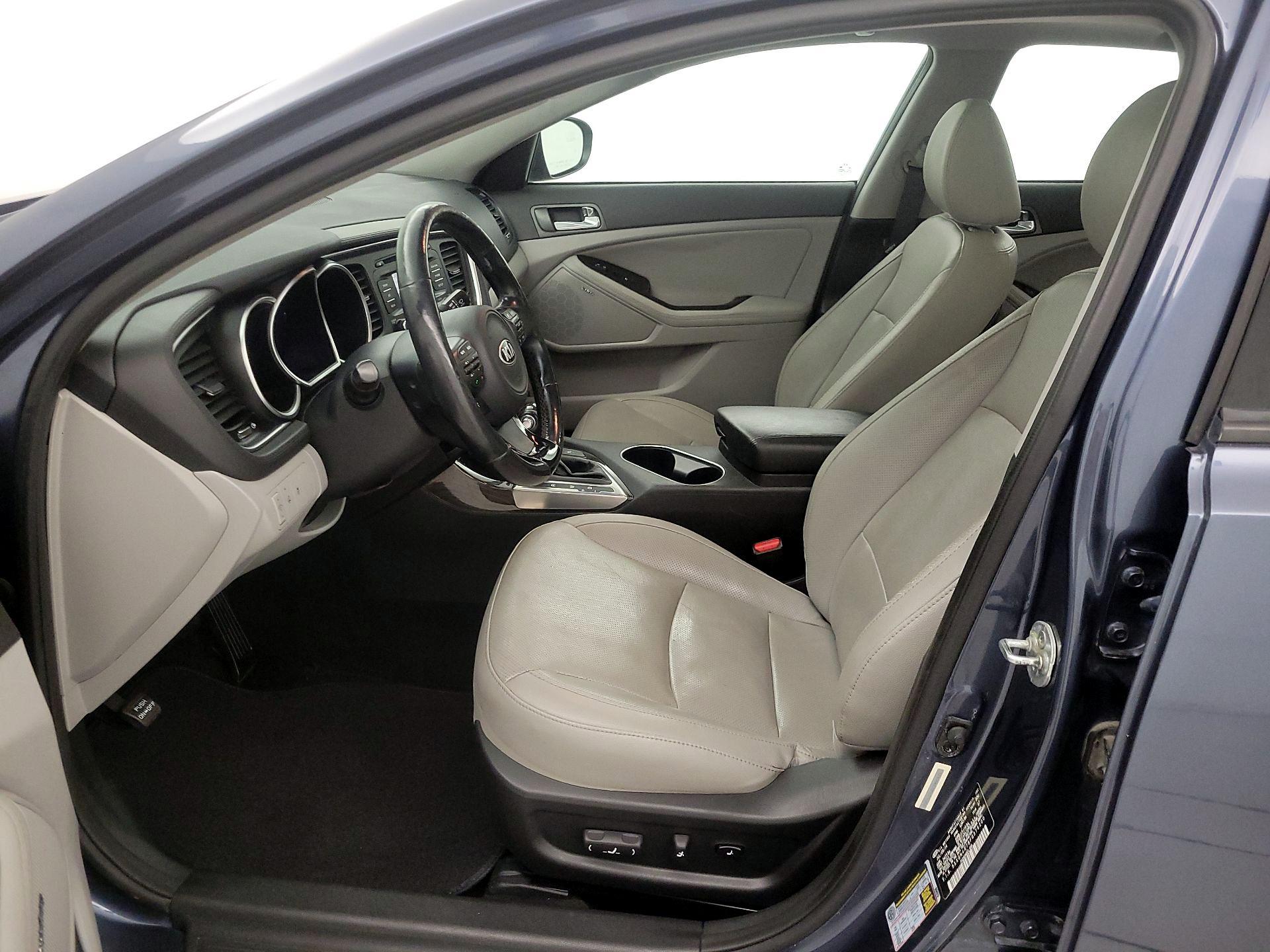 Thumbnail: 2015 Kia Optima - 11