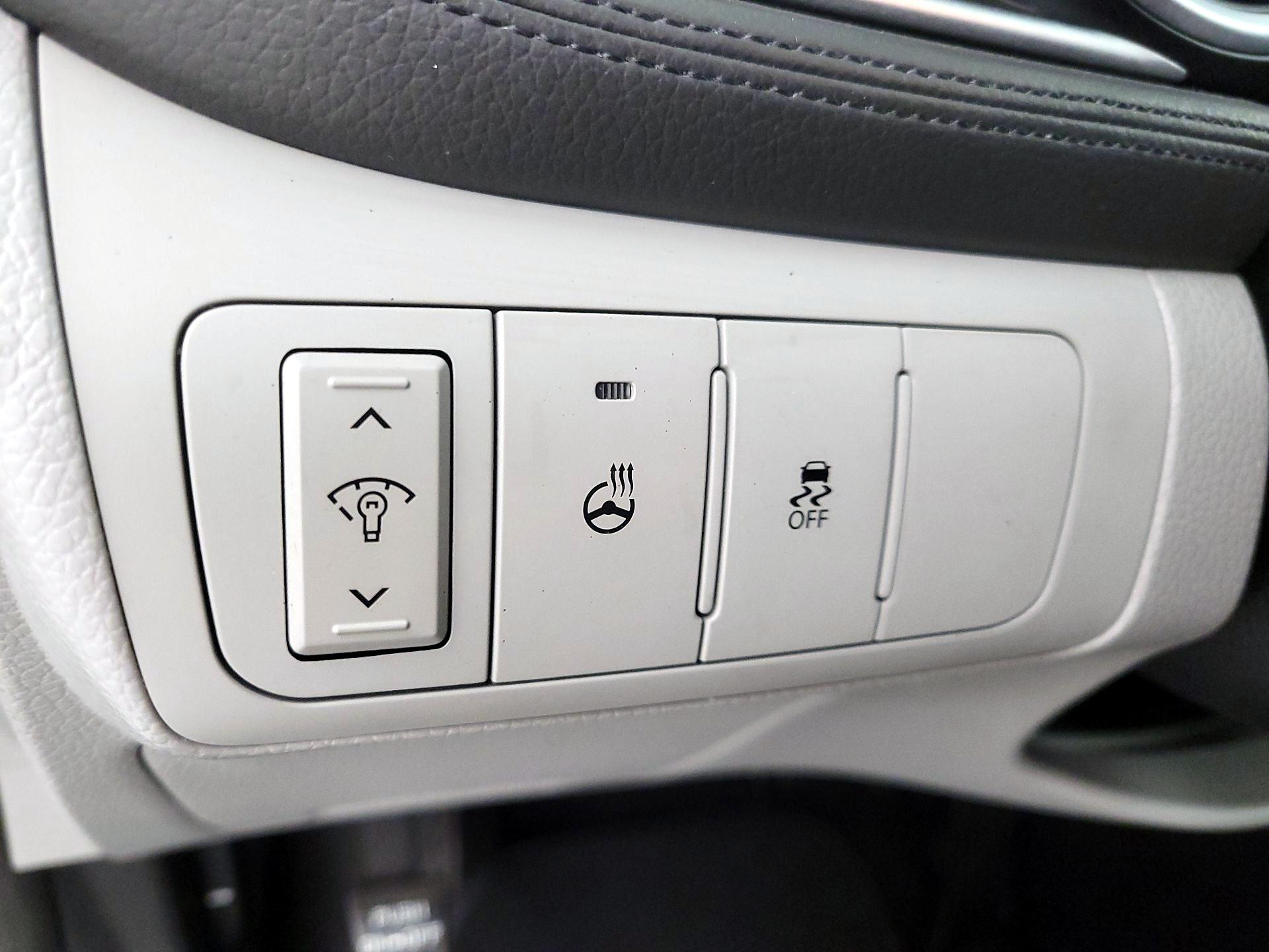 Thumbnail: 2015 Kia Optima - 13