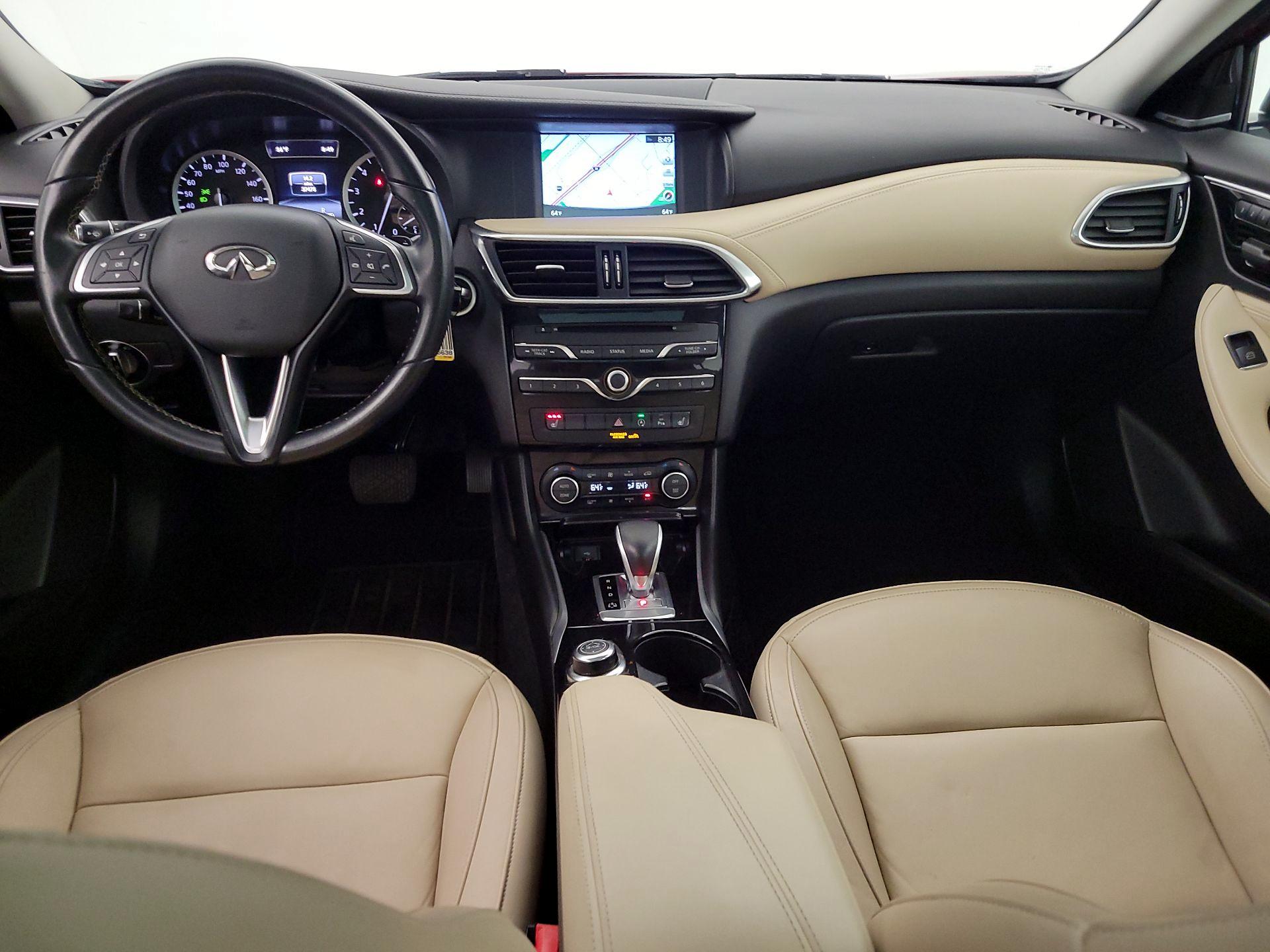 Thumbnail: 2017 INFINITI QX30 - 9