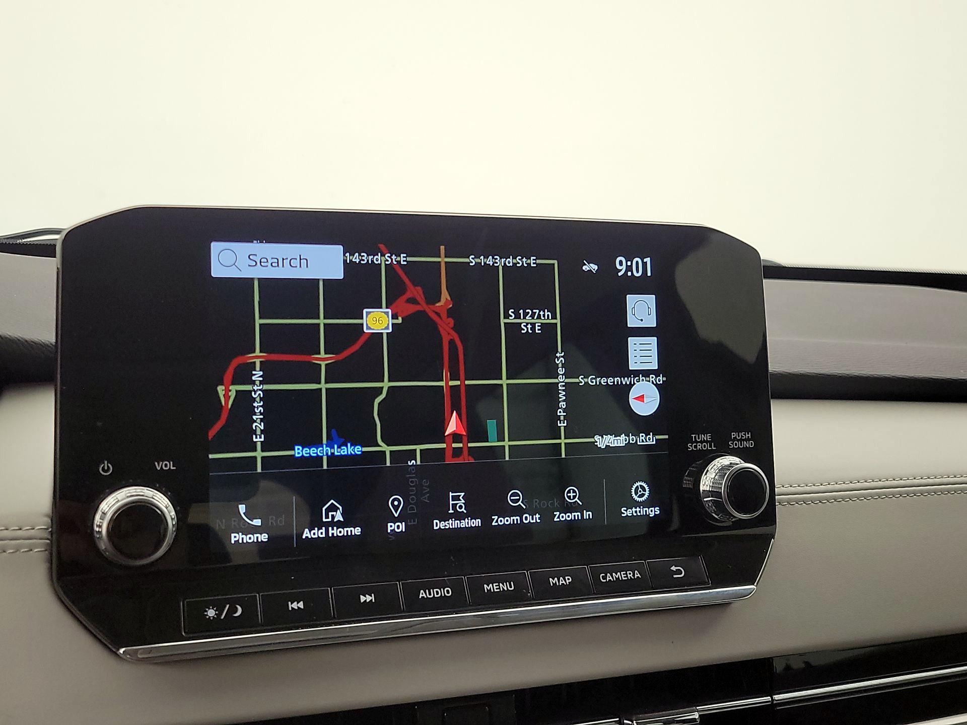 Thumbnail: 2023 Mitsubishi Outlander - 12