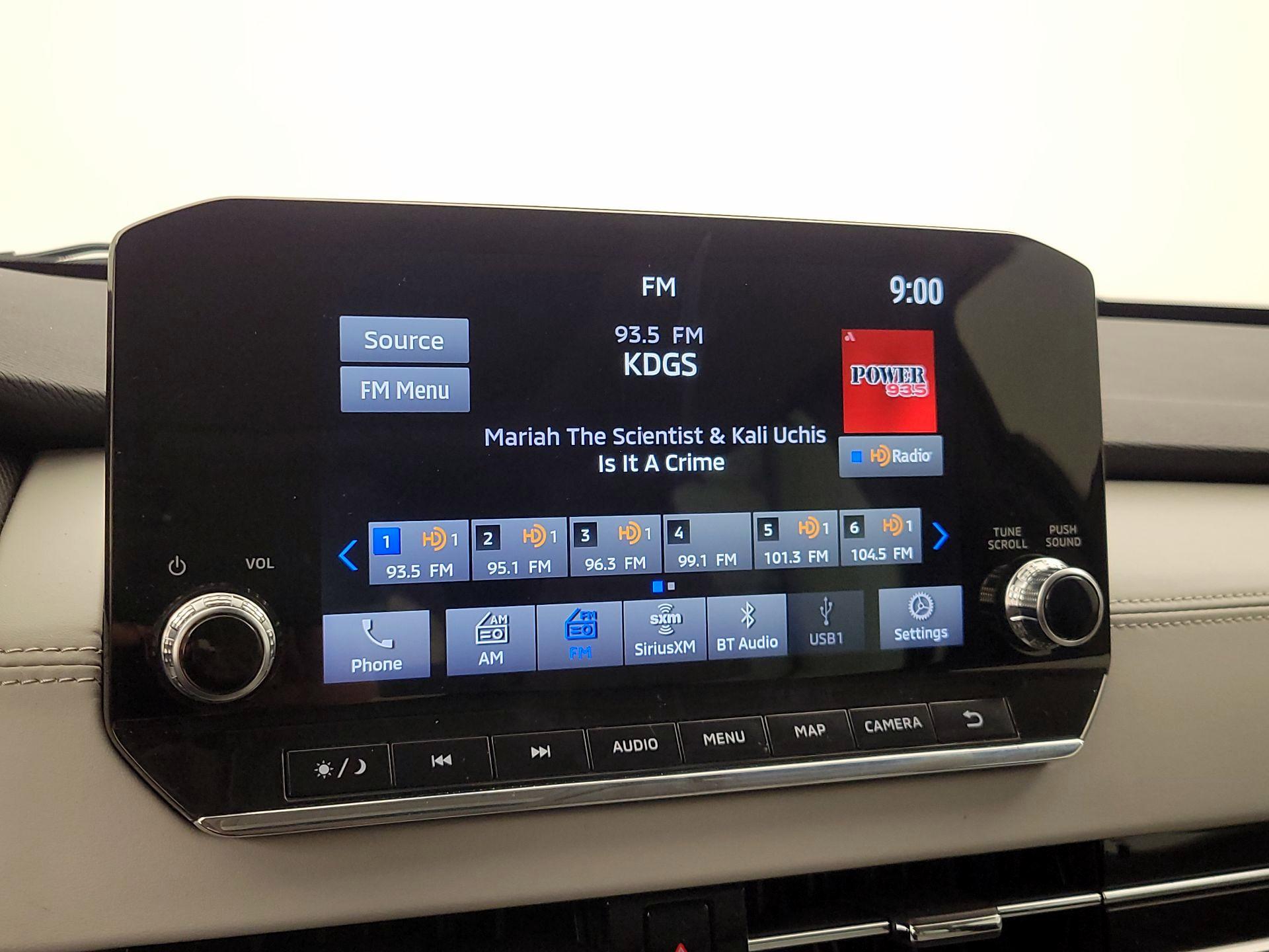 Thumbnail: 2023 Mitsubishi Outlander - 14