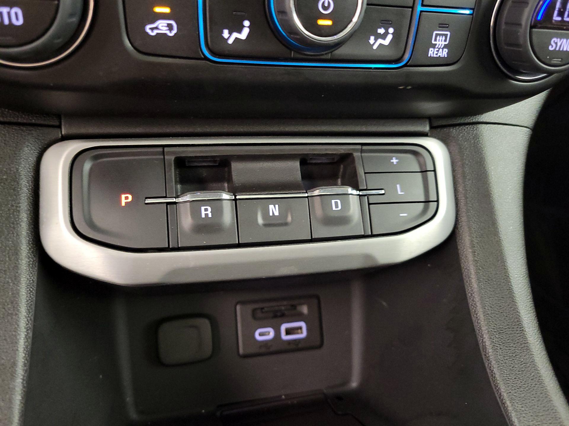 Thumbnail: 2023 GMC Acadia - 18