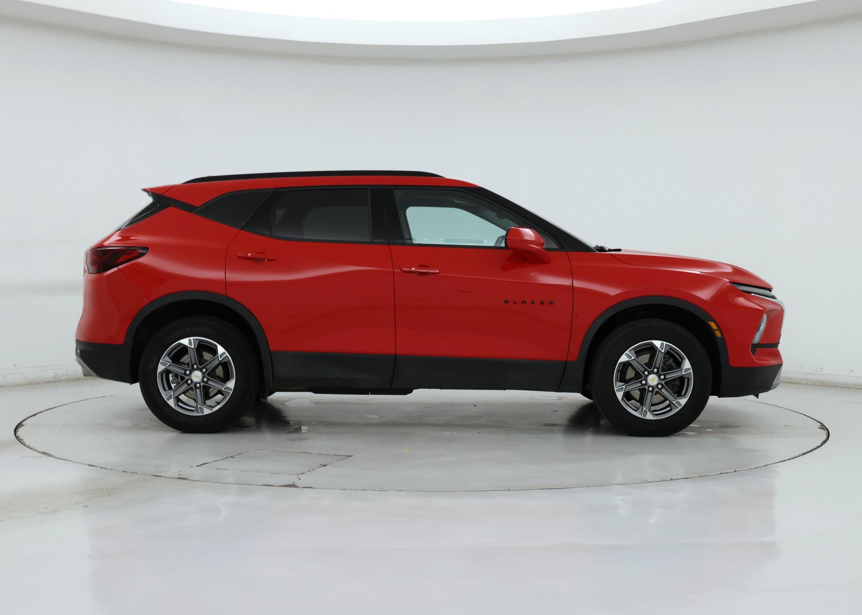 Thumbnail: 2023 Chevrolet Blazer - 7
