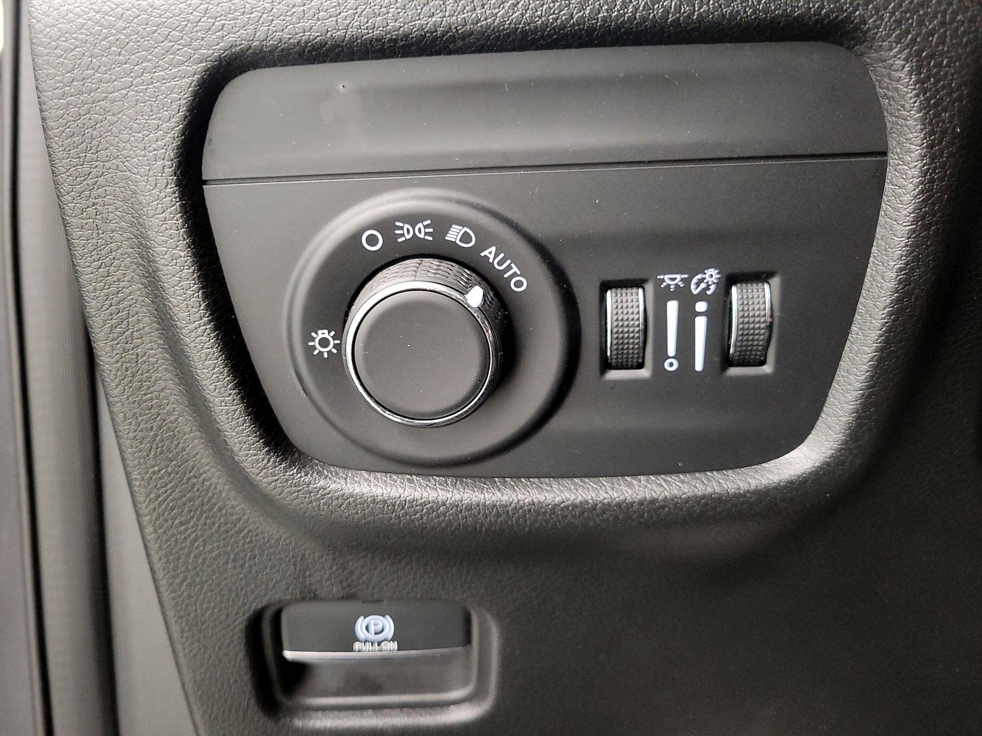 Thumbnail: 2023 Jeep Grand Cherokee - 13