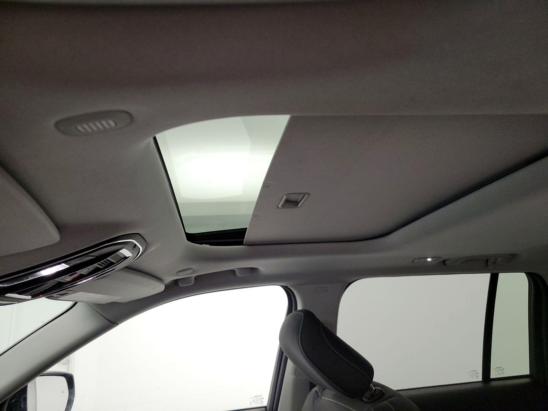 Thumbnail: 2023 Jeep Grand Cherokee - 19