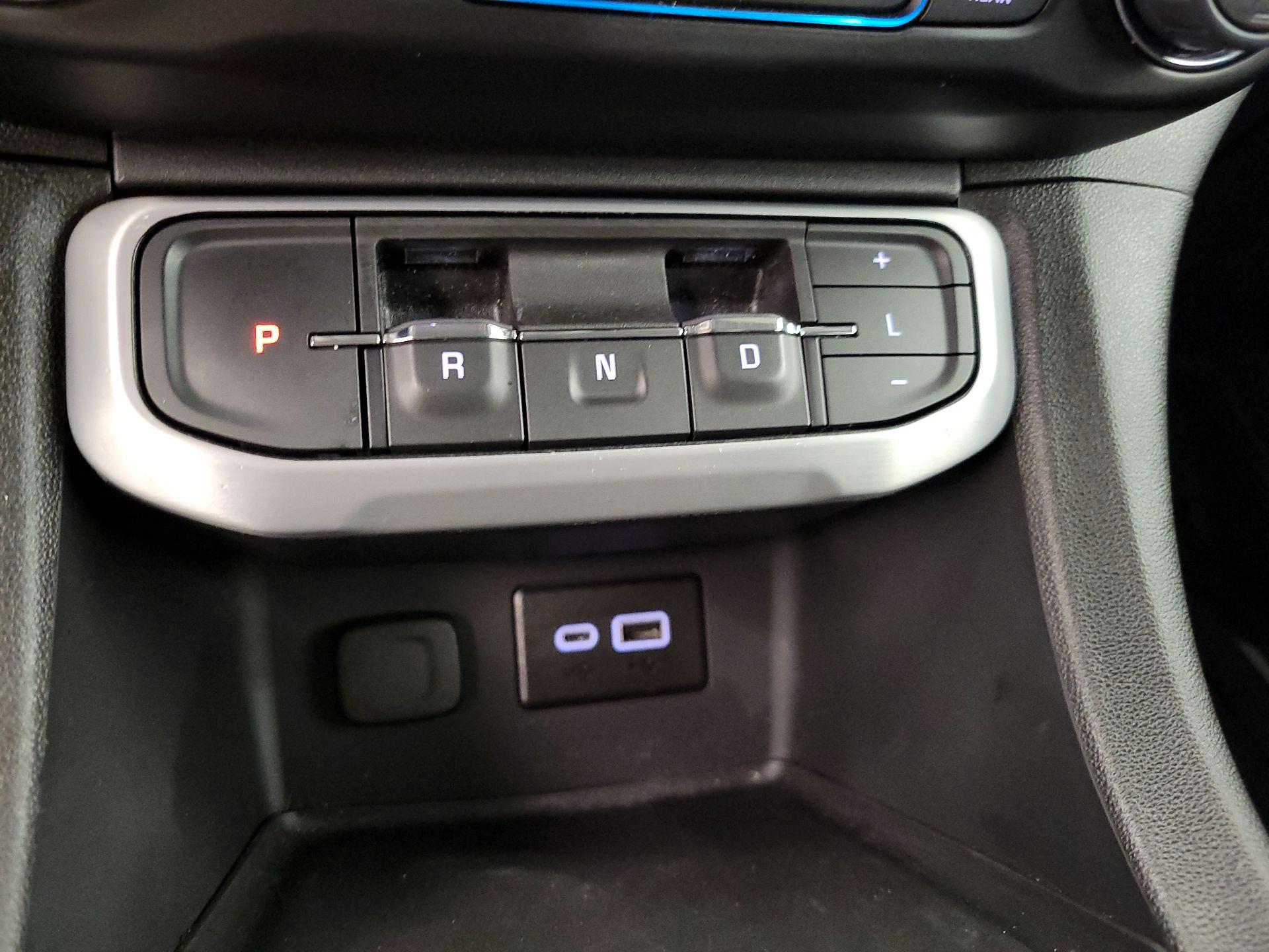 Thumbnail: 2023 GMC Acadia - 17