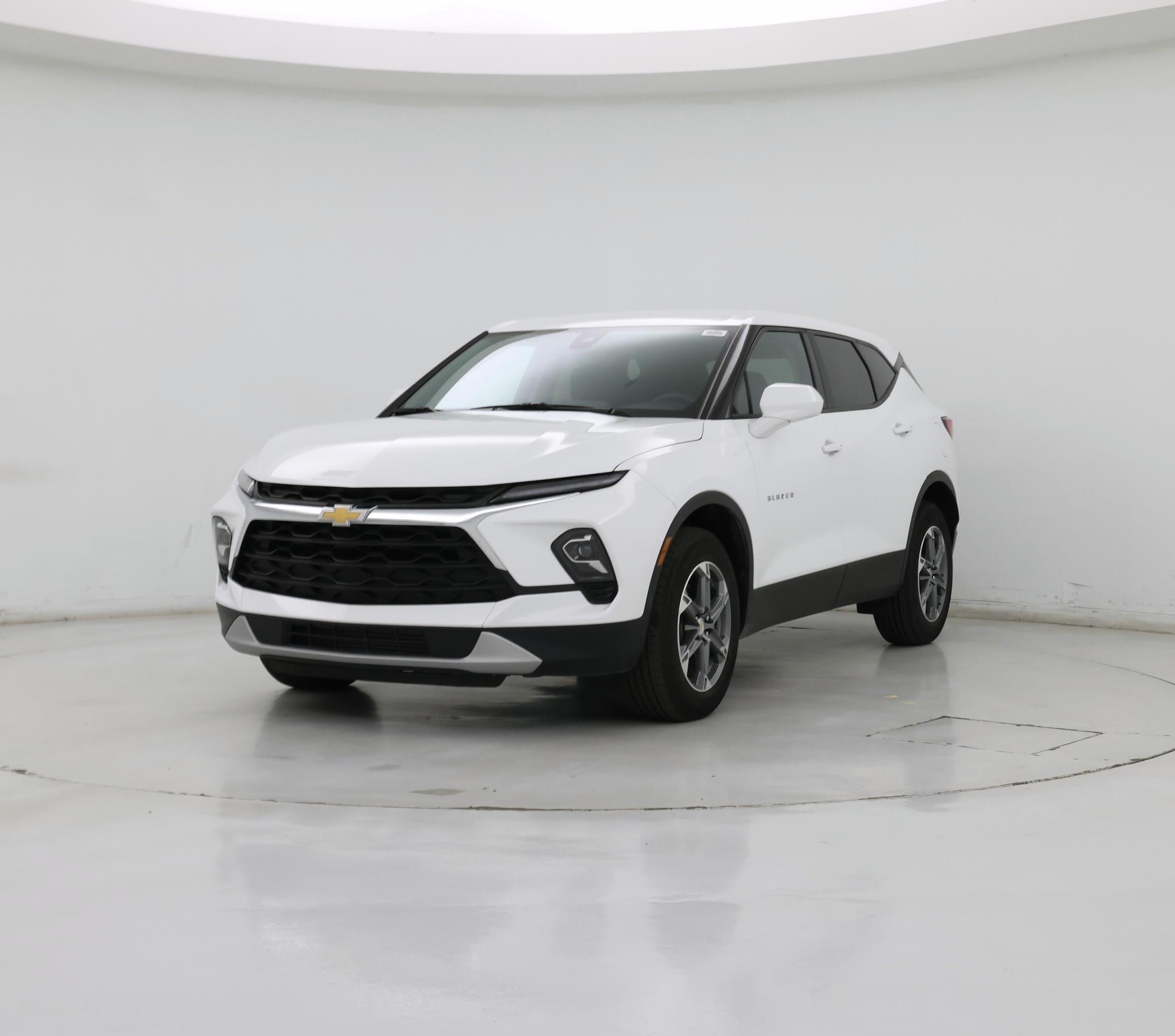 Thumbnail: 2023 Chevrolet Blazer - 4