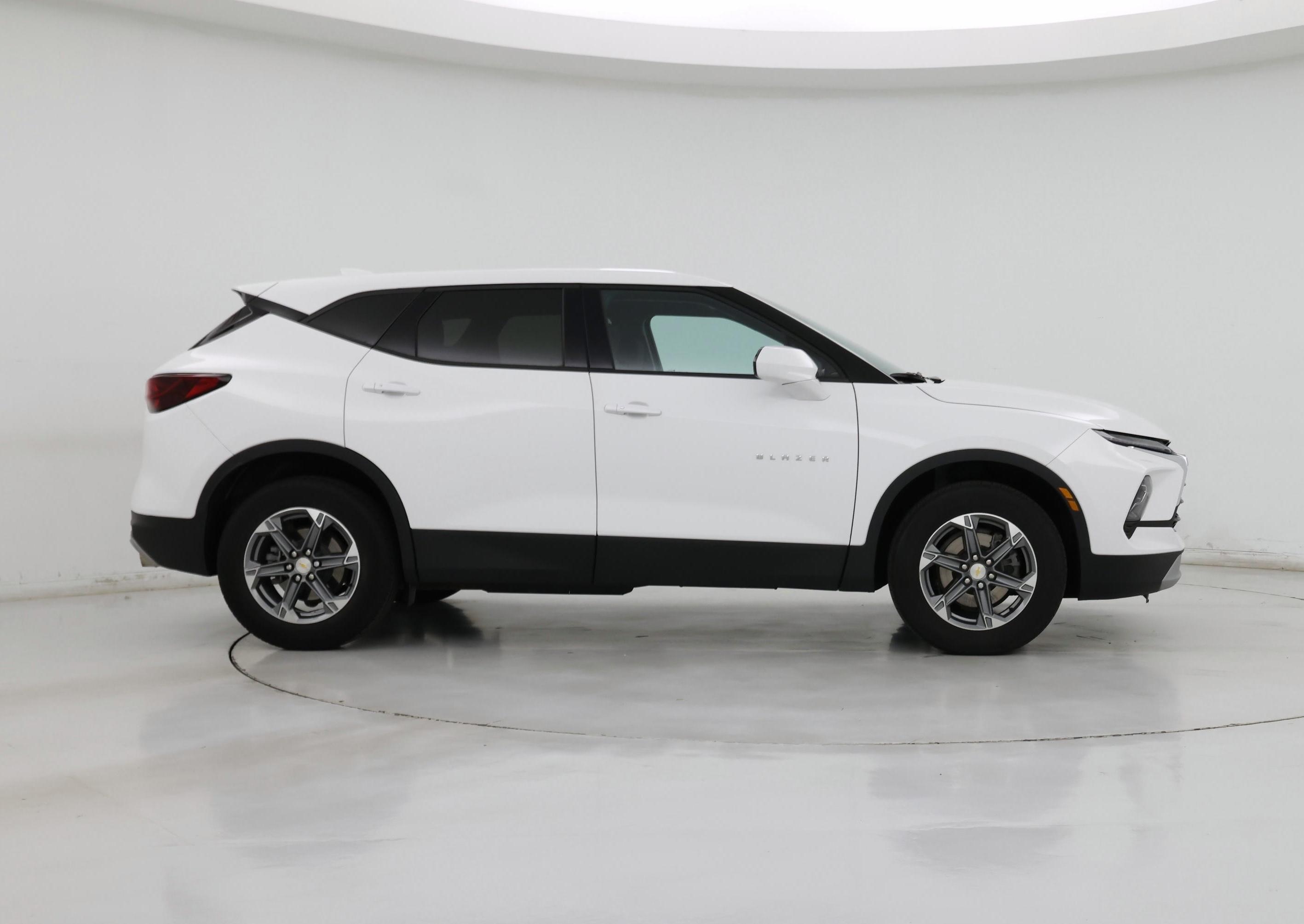 Thumbnail: 2023 Chevrolet Blazer - 7