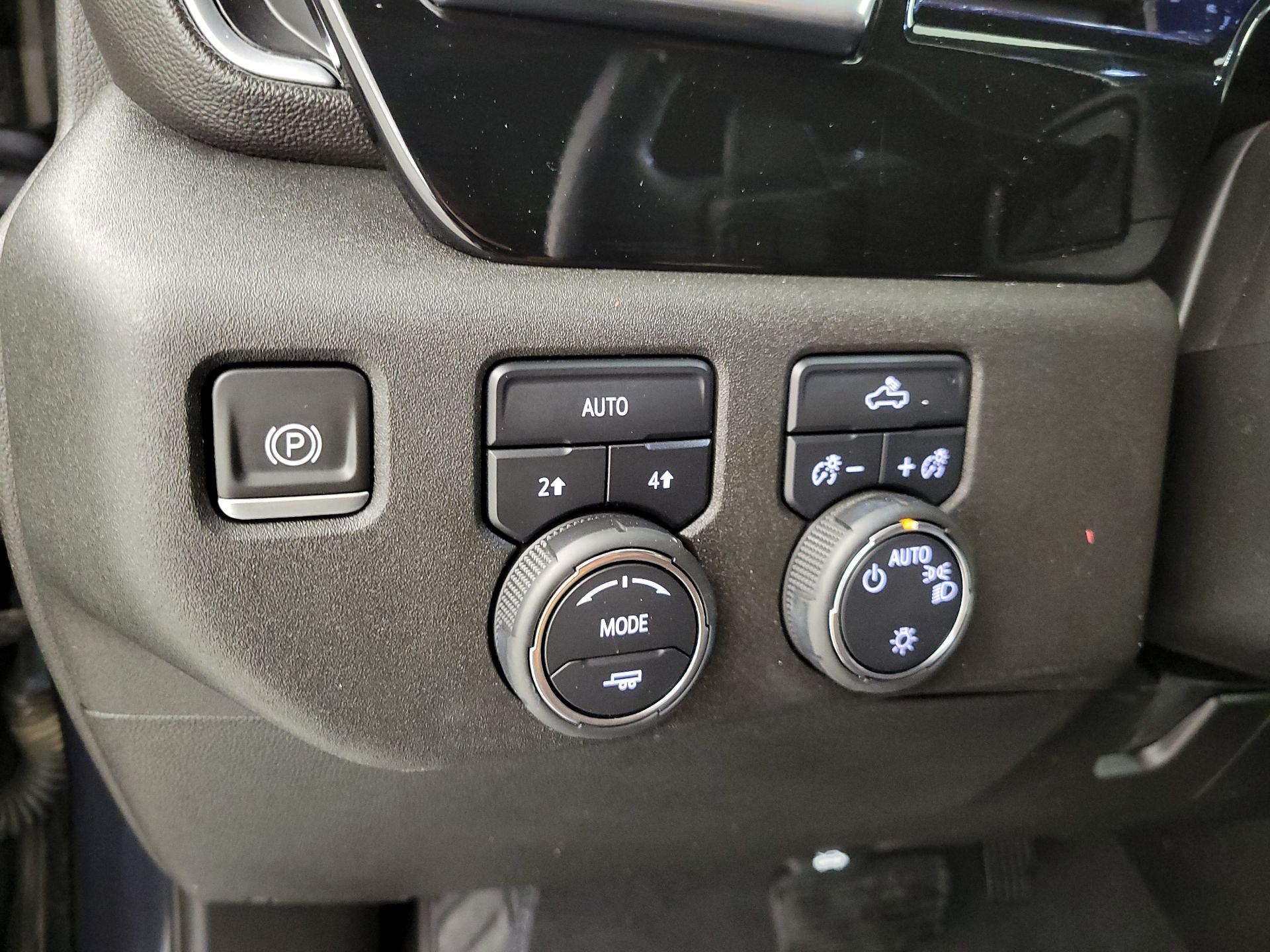 Thumbnail: 2022 Chevrolet Silverado 1500 - 13