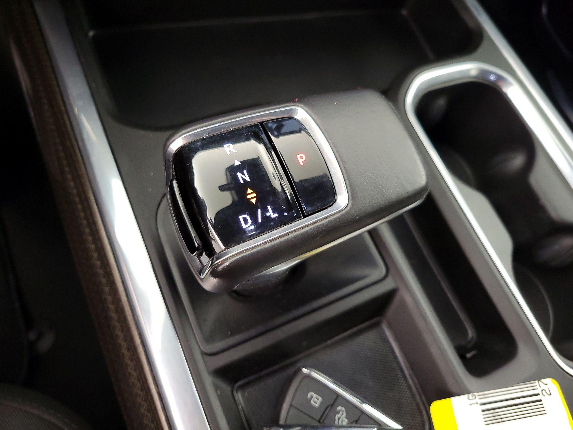 Thumbnail: 2022 Chevrolet Silverado 1500 - 17