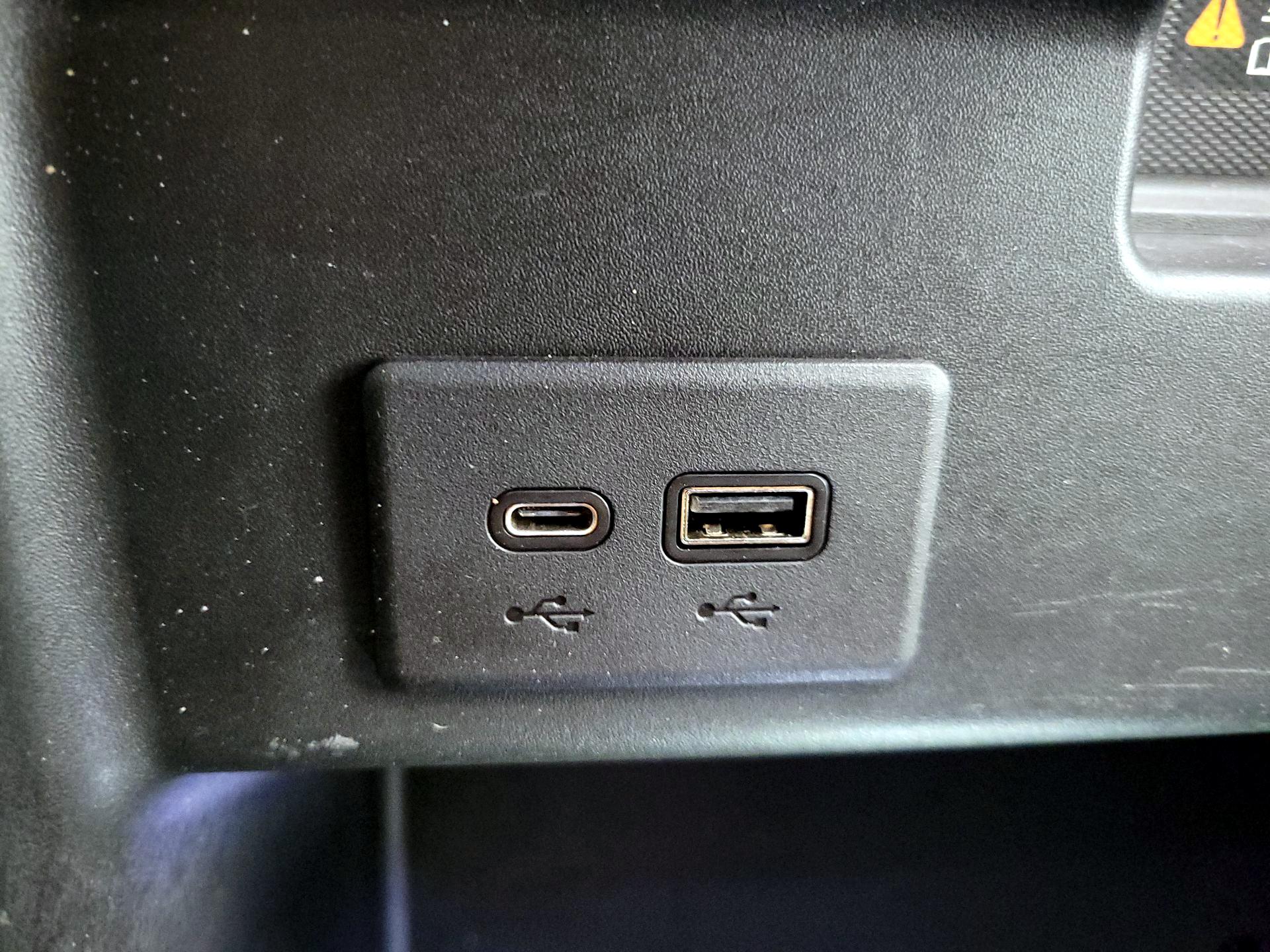 Thumbnail: 2022 Chevrolet Silverado 1500 - 18