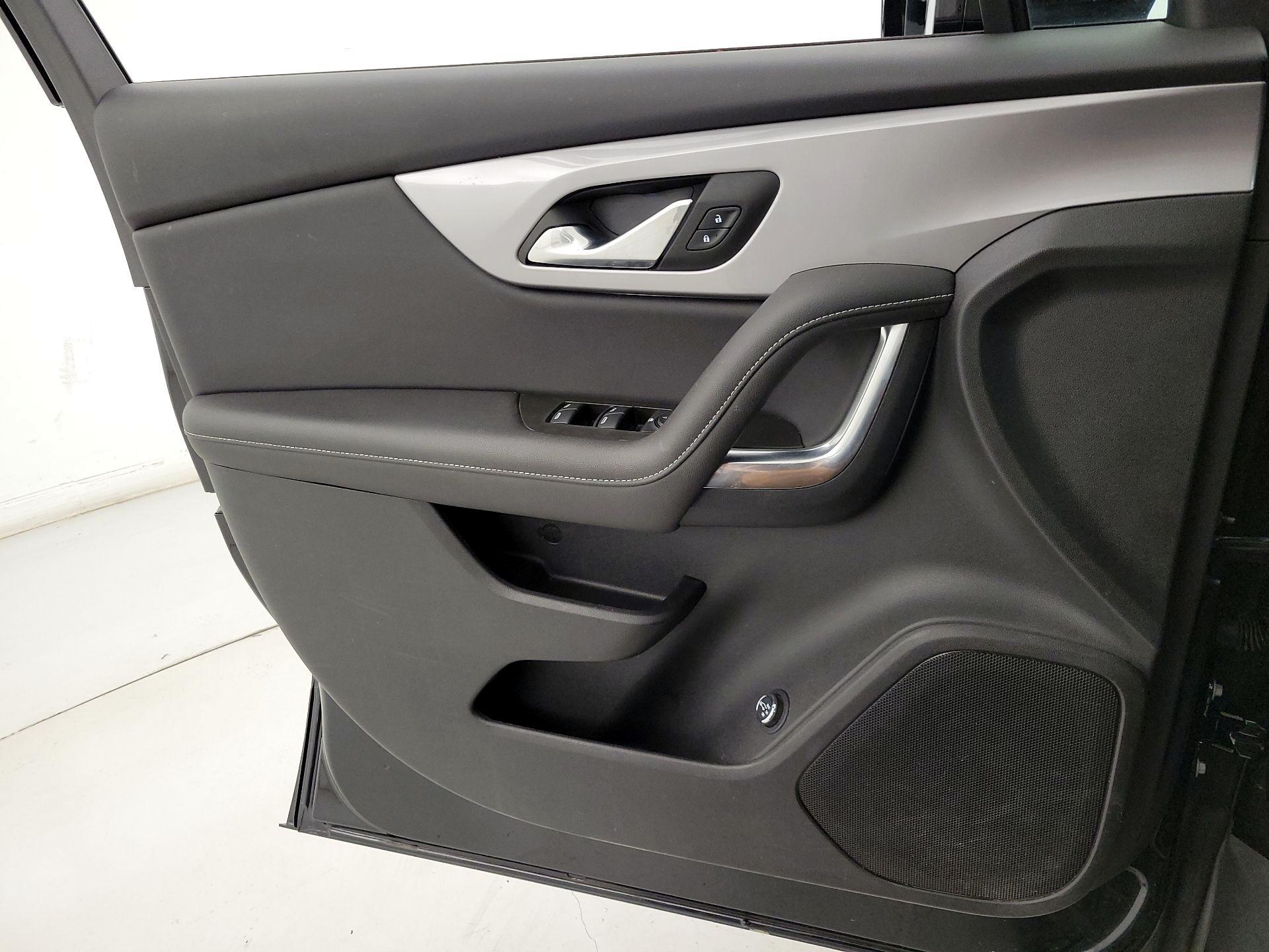 Thumbnail: 2023 Chevrolet Blazer - 12