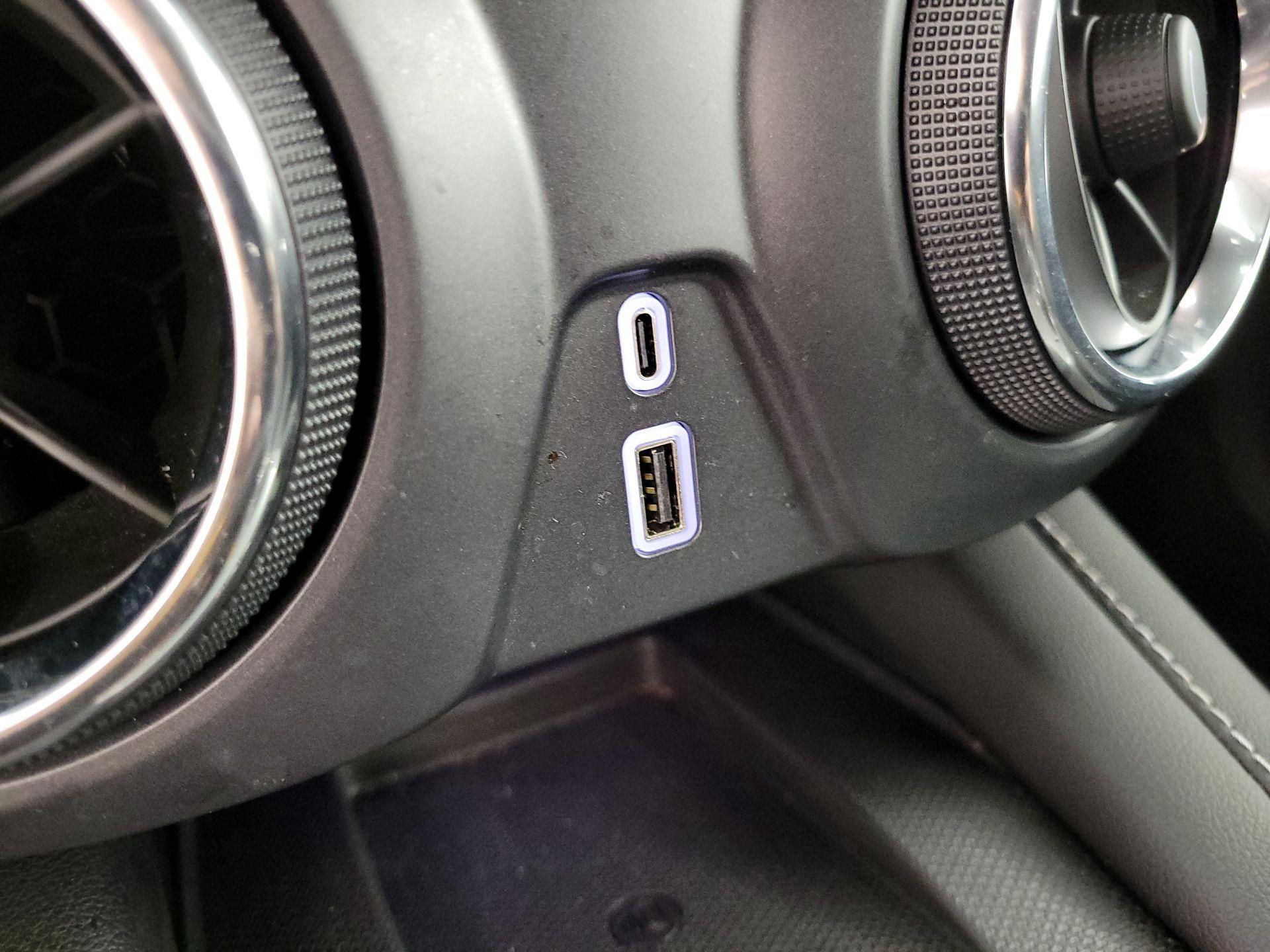 Thumbnail: 2023 Chevrolet Blazer - 18