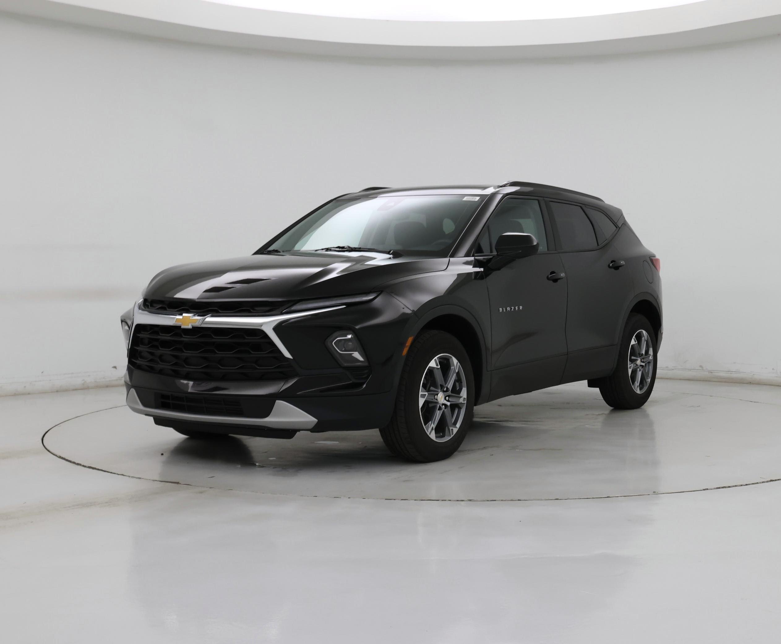 Thumbnail: 2023 Chevrolet Blazer - 4