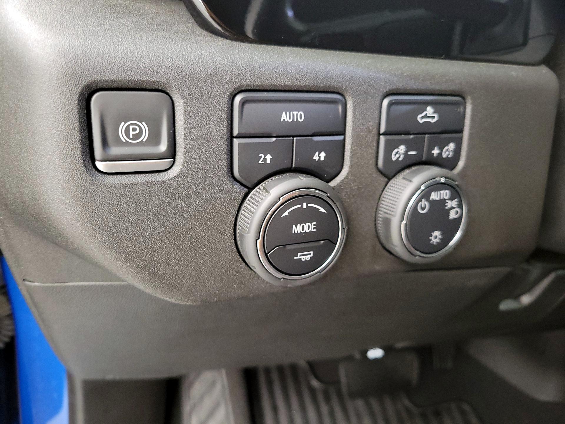 Thumbnail: 2022 Chevrolet Silverado 1500 - 13