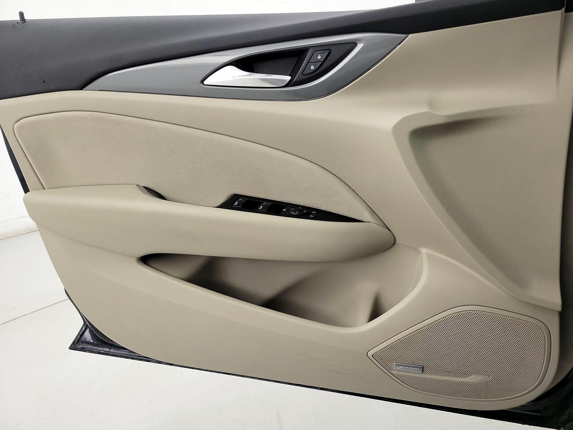 Thumbnail: 2019 Buick Regal - 12