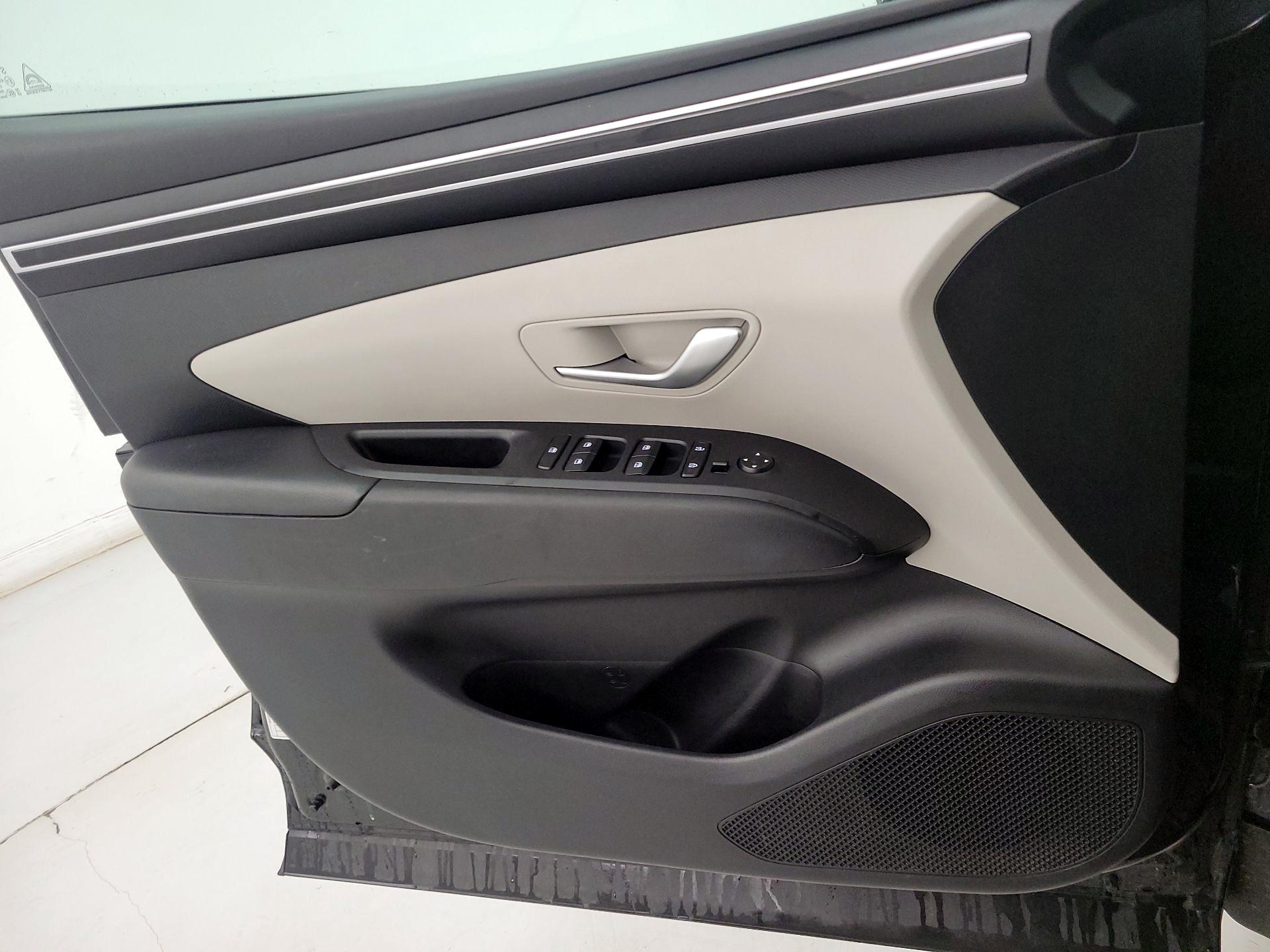 Thumbnail: 2023 Hyundai Tucson - 12