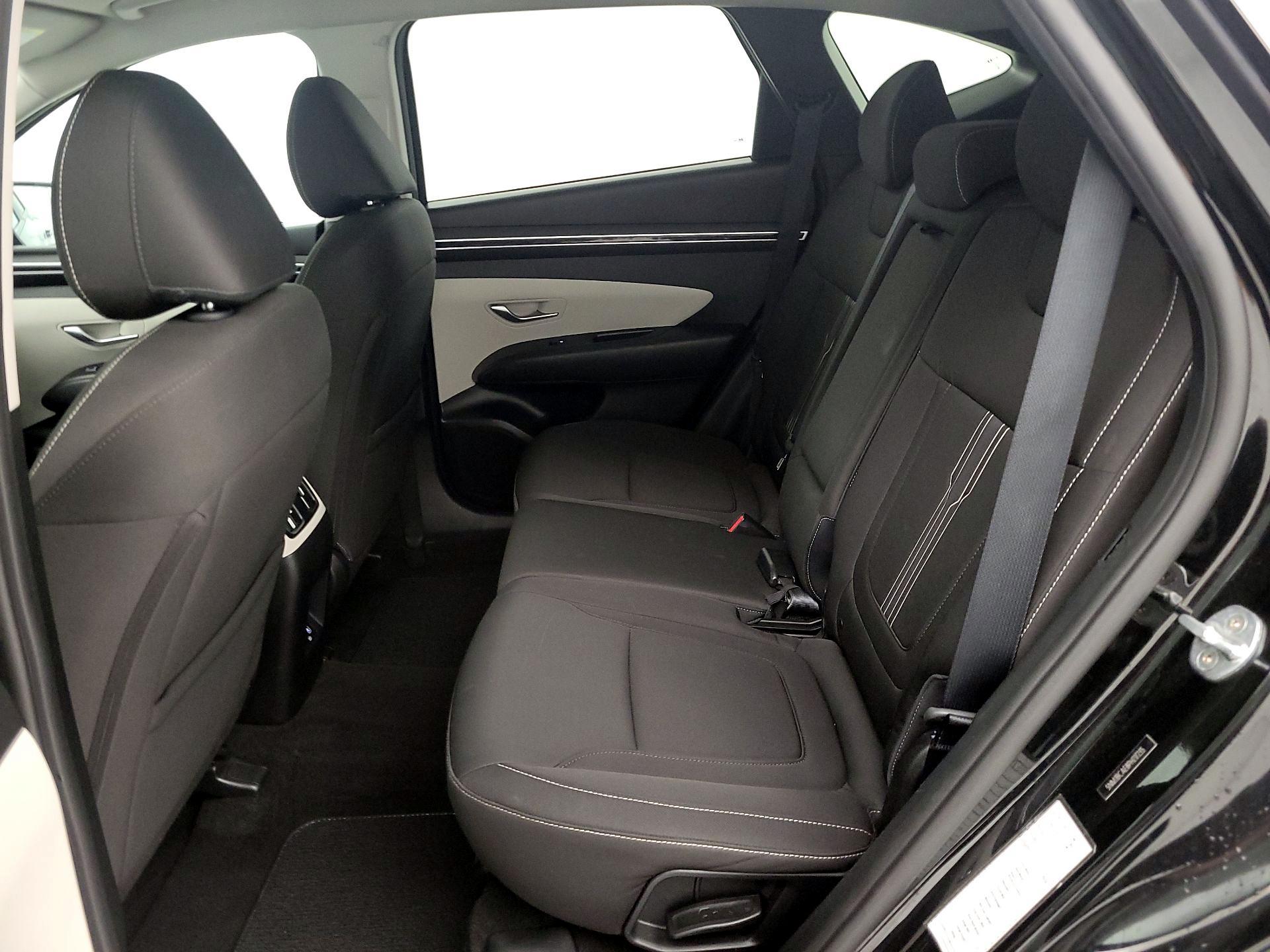 Thumbnail: 2023 Hyundai Tucson - 19