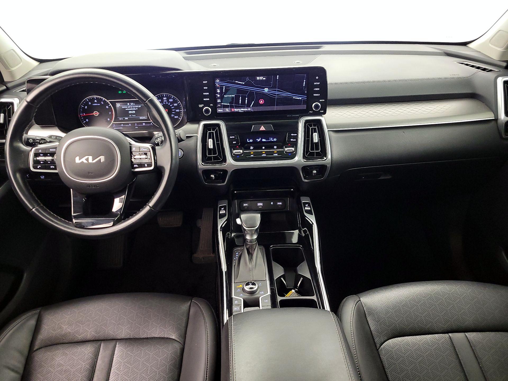 Thumbnail: 2022 Kia Sorento - 9