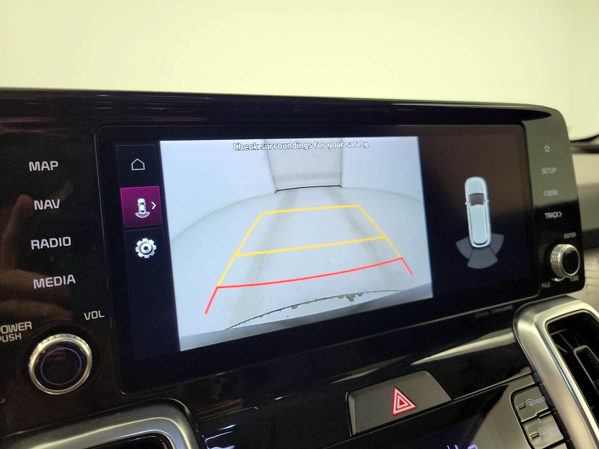 Thumbnail: 2022 Kia Sorento - 15