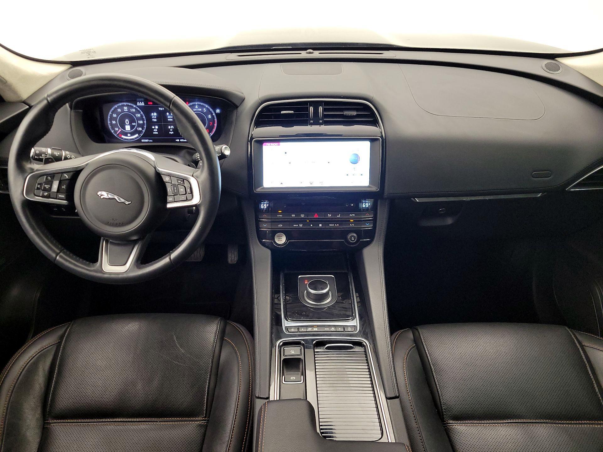 Thumbnail: 2020 Jaguar F-Pace - 9