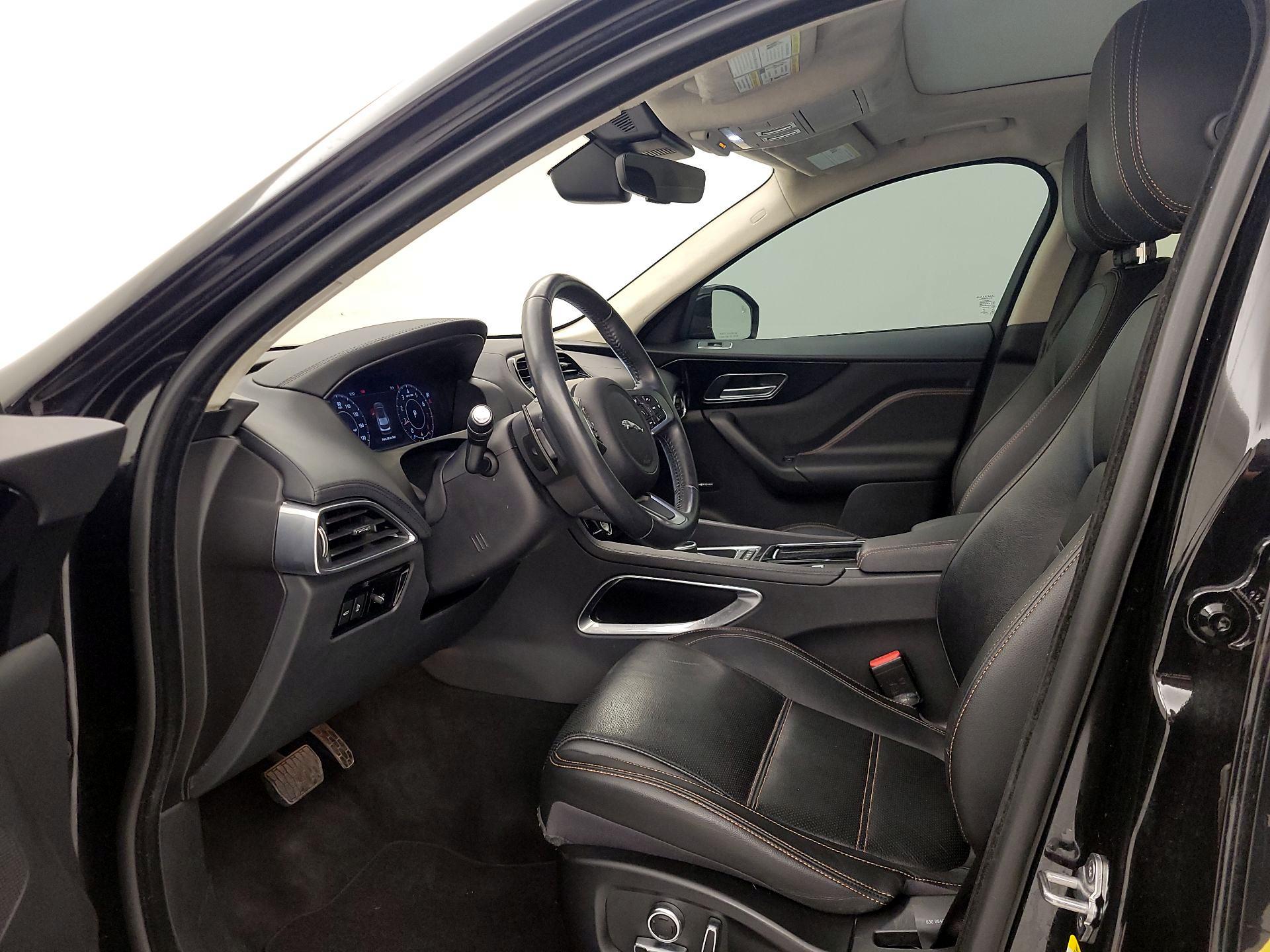 Thumbnail: 2020 Jaguar F-Pace - 11