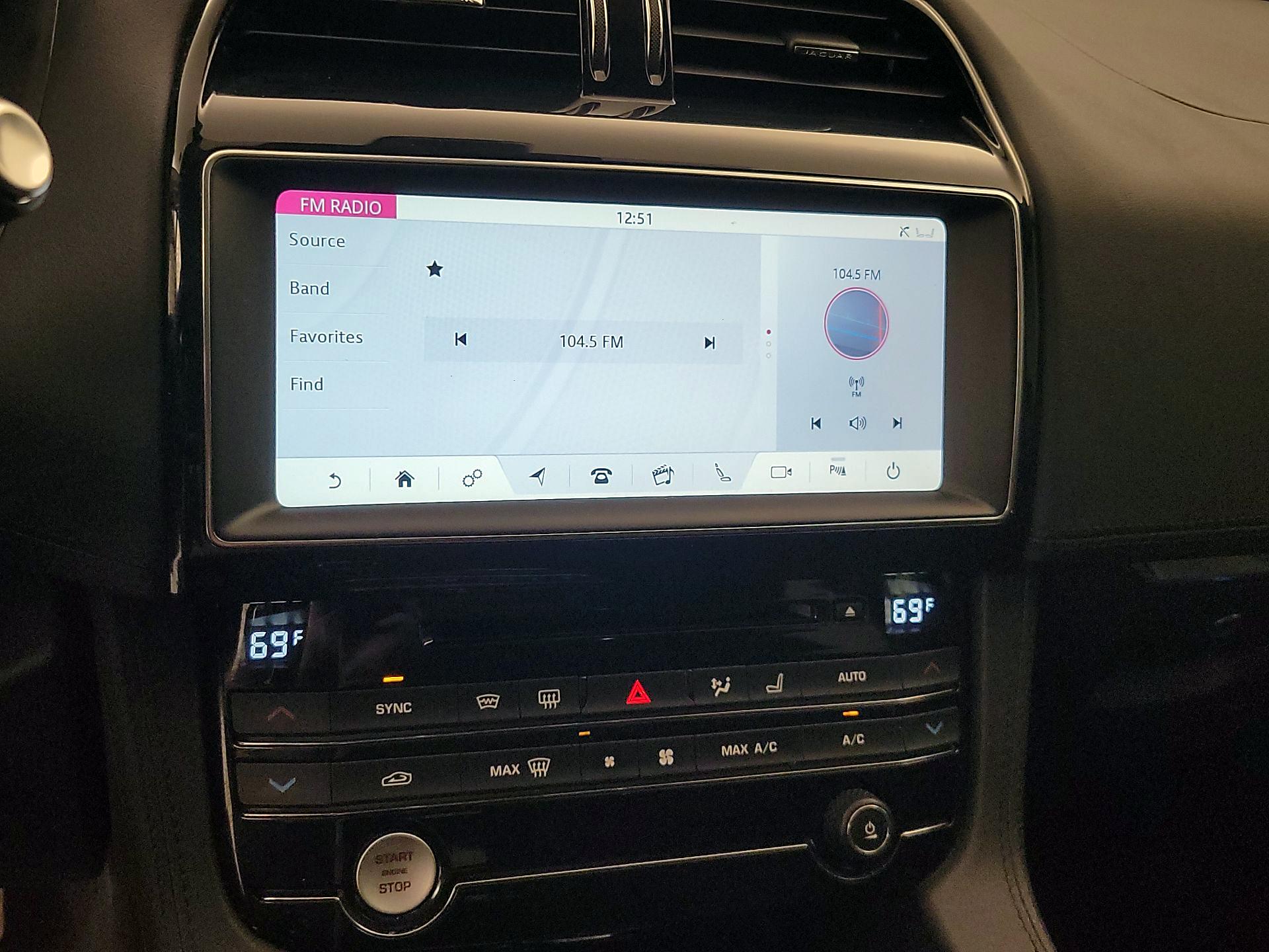 Thumbnail: 2020 Jaguar F-Pace - 16