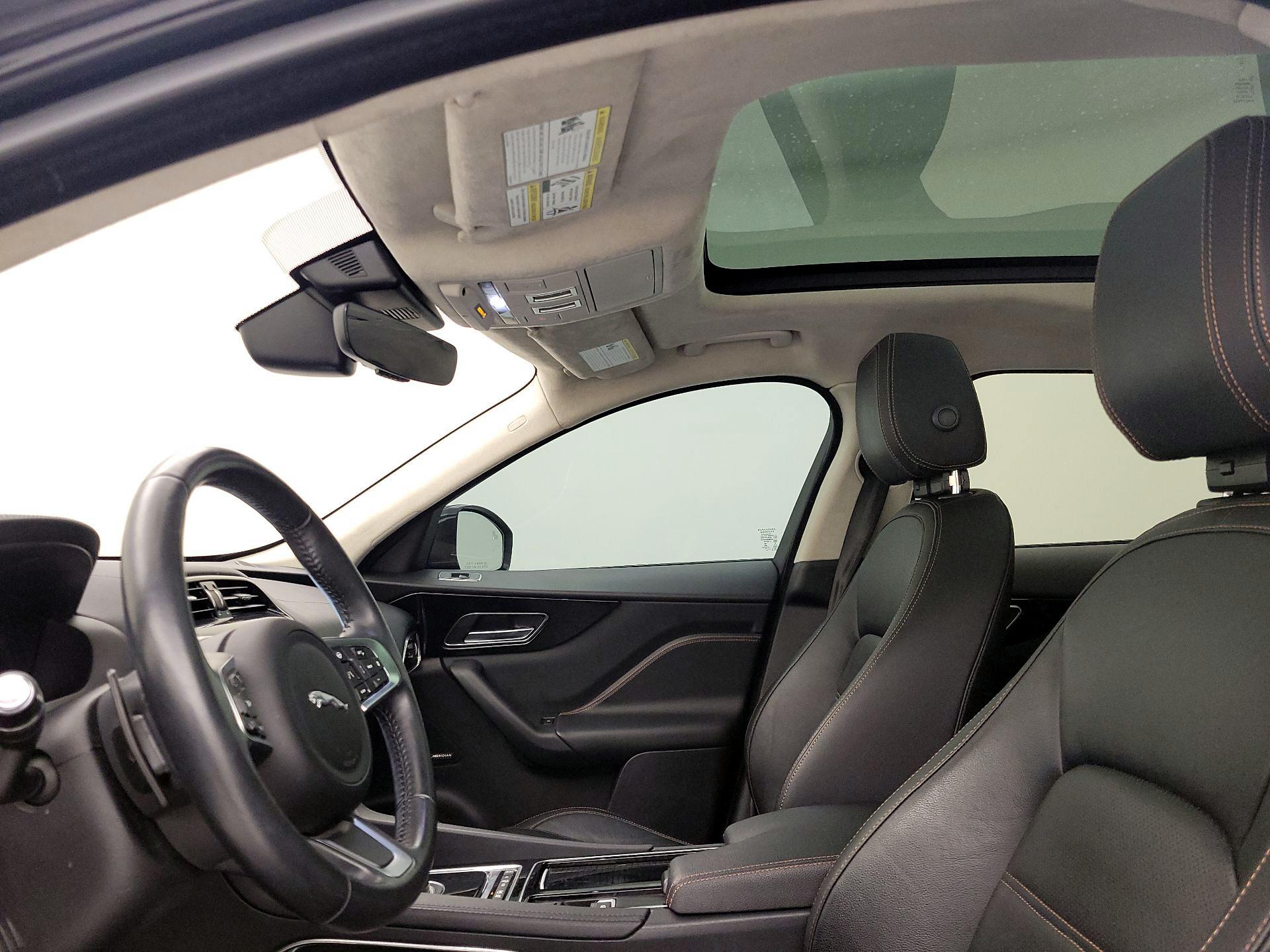 Thumbnail: 2020 Jaguar F-Pace - 20