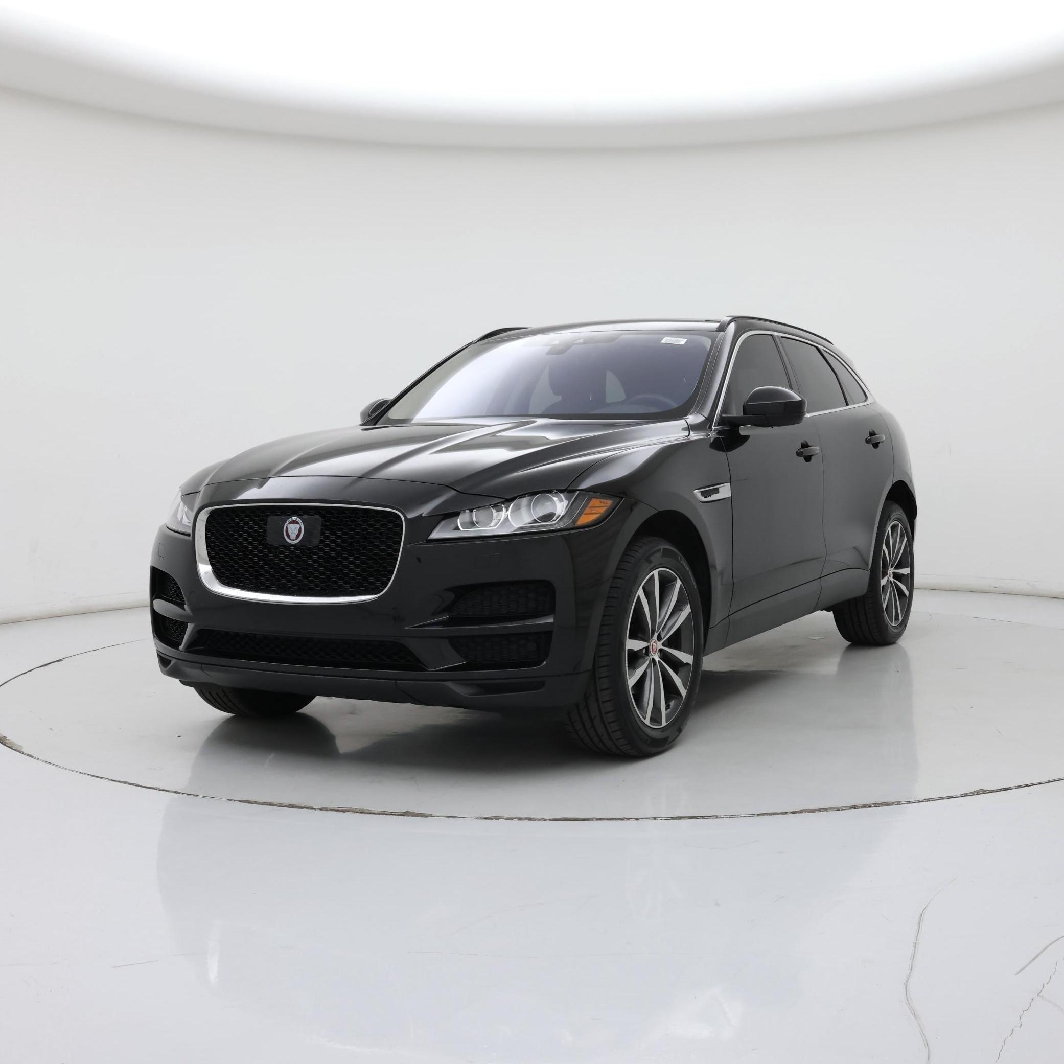 Thumbnail: 2020 Jaguar F-Pace - 4