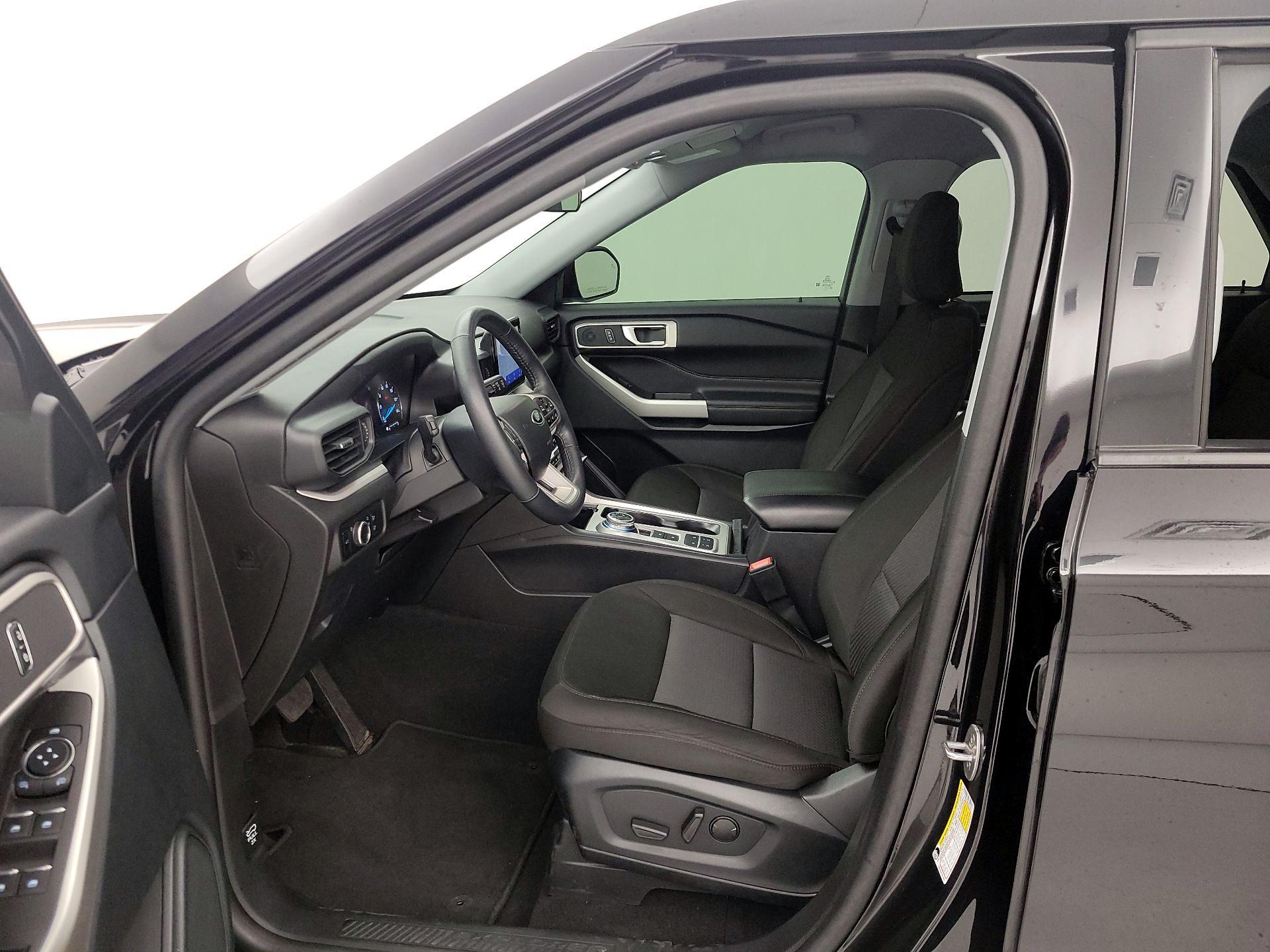 Thumbnail: 2023 Ford Explorer - 11