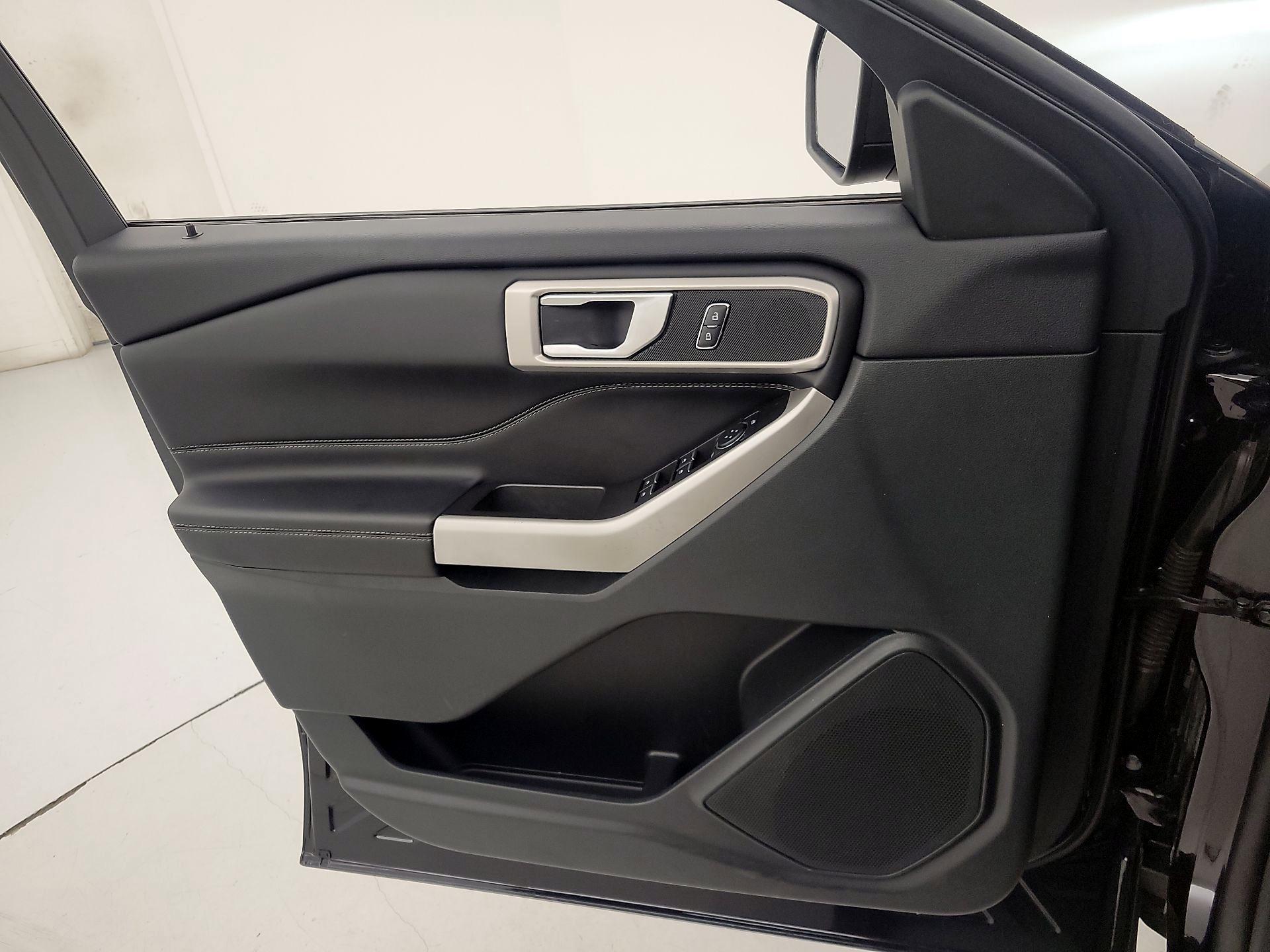 Thumbnail: 2023 Ford Explorer - 12