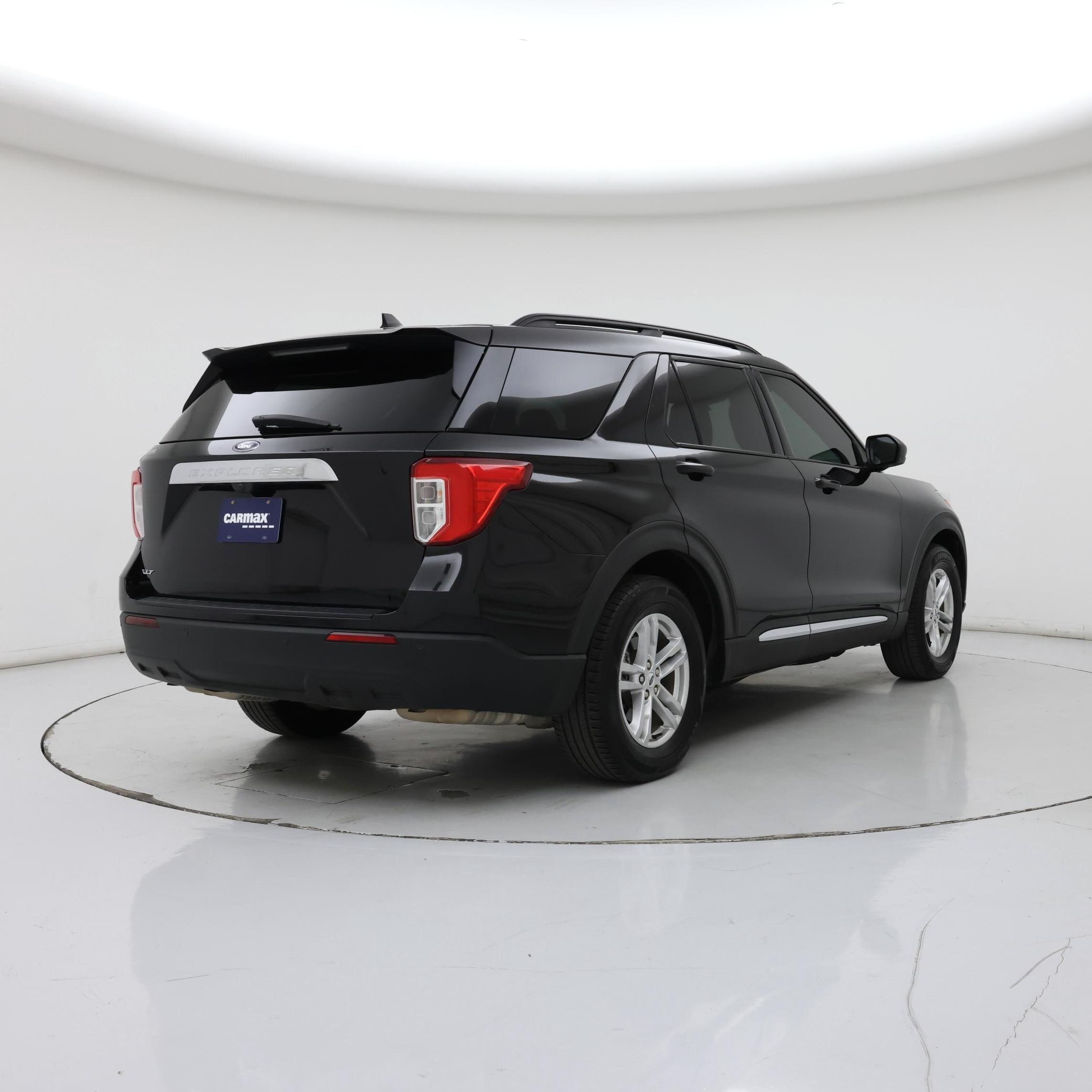 Thumbnail: 2023 Ford Explorer - 8