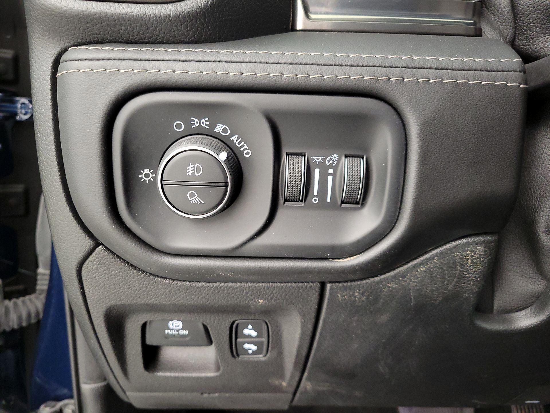 Thumbnail: 2021 RAM 1500 - 13