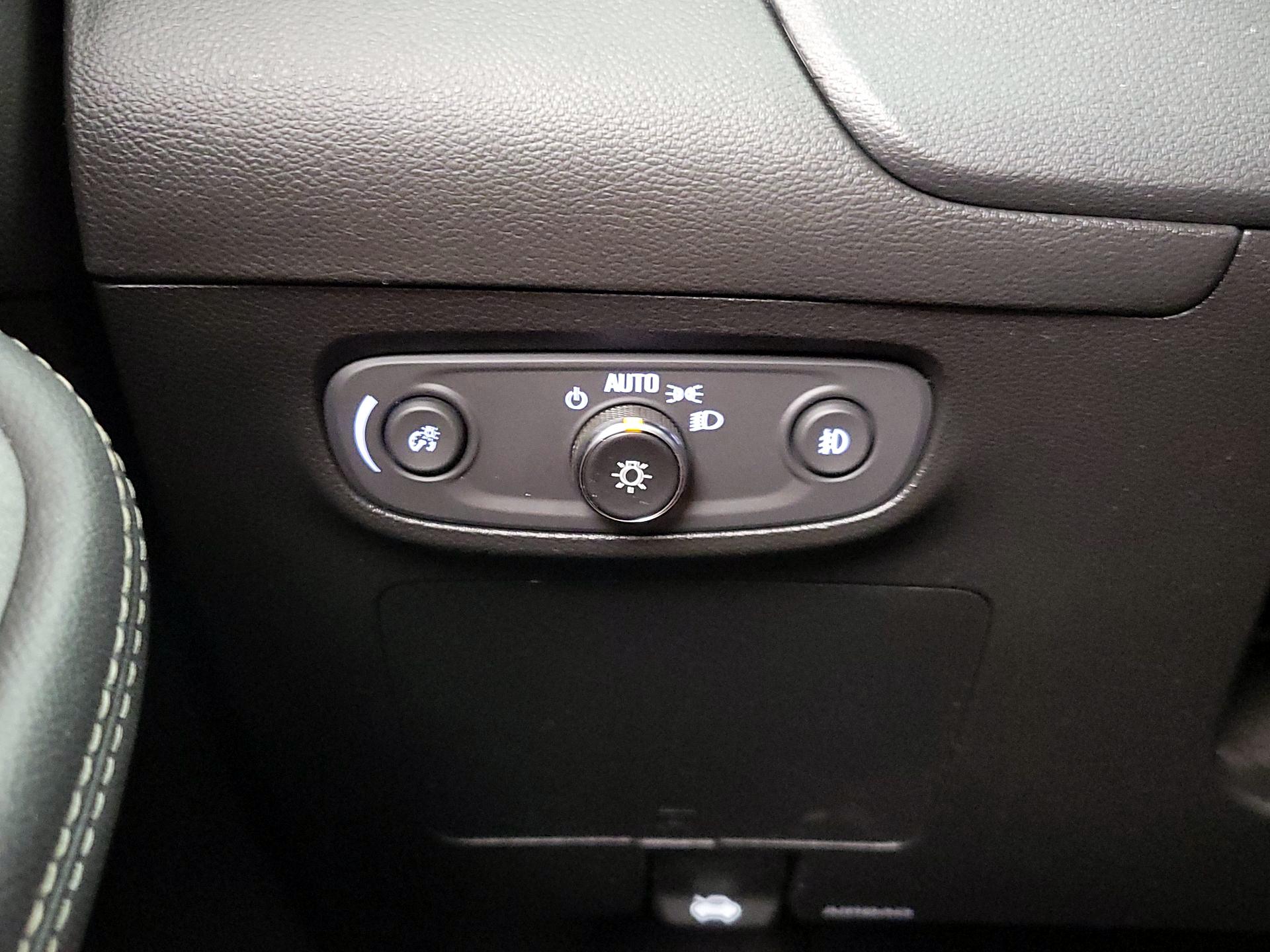 Thumbnail: 2021 Buick Encore GX - 13