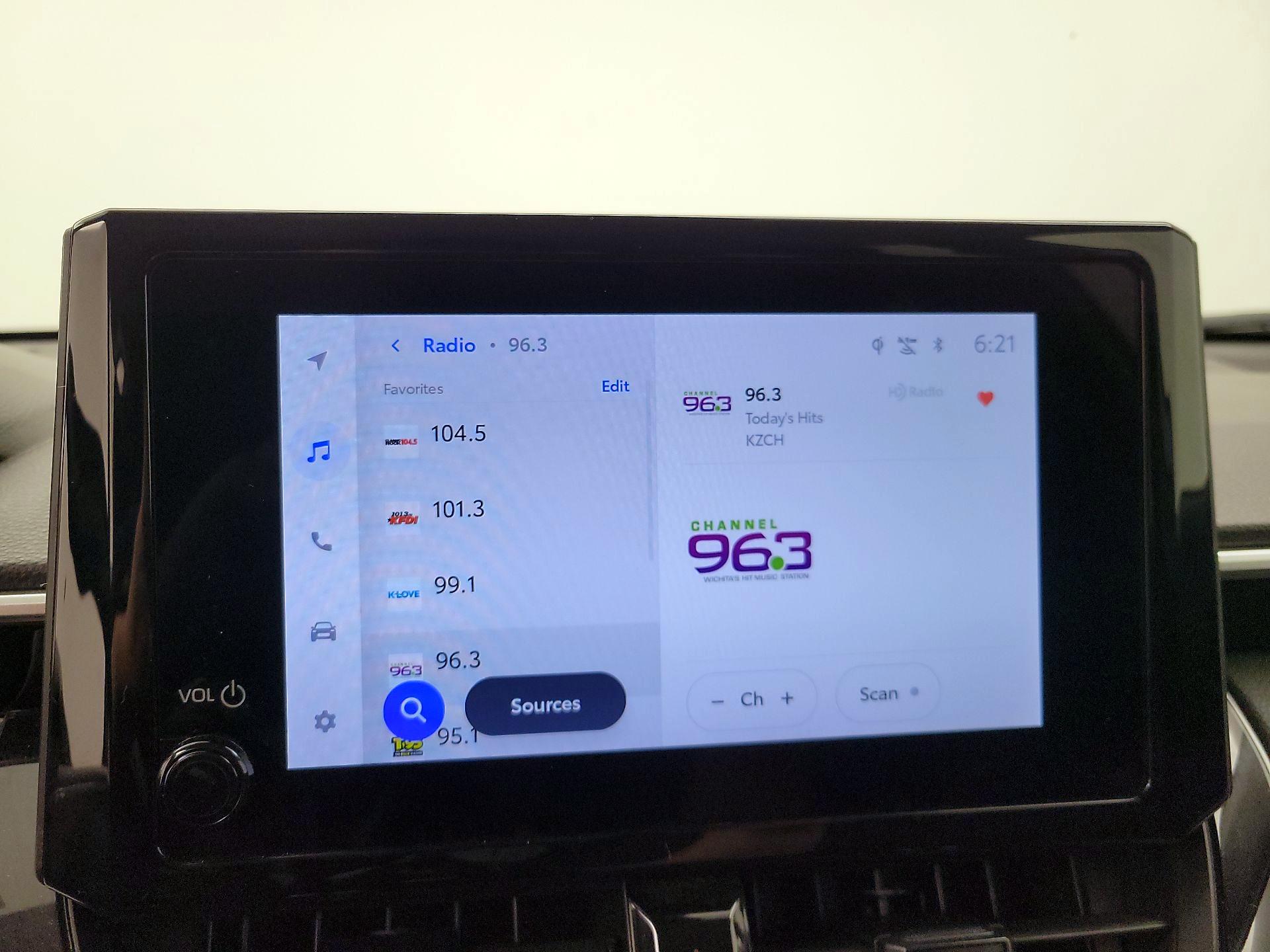 Thumbnail: 2024 Toyota Corolla Cross - 15