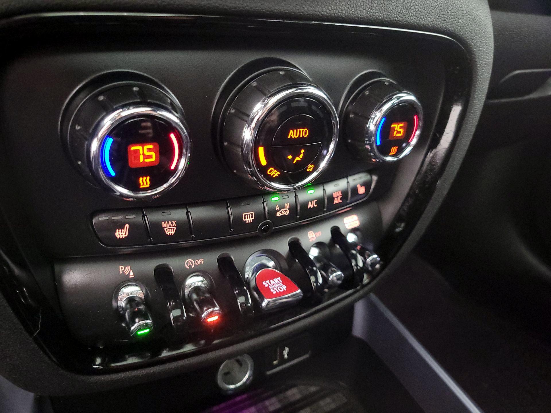 Thumbnail: 2022 MINI Cooper Clubman - 17
