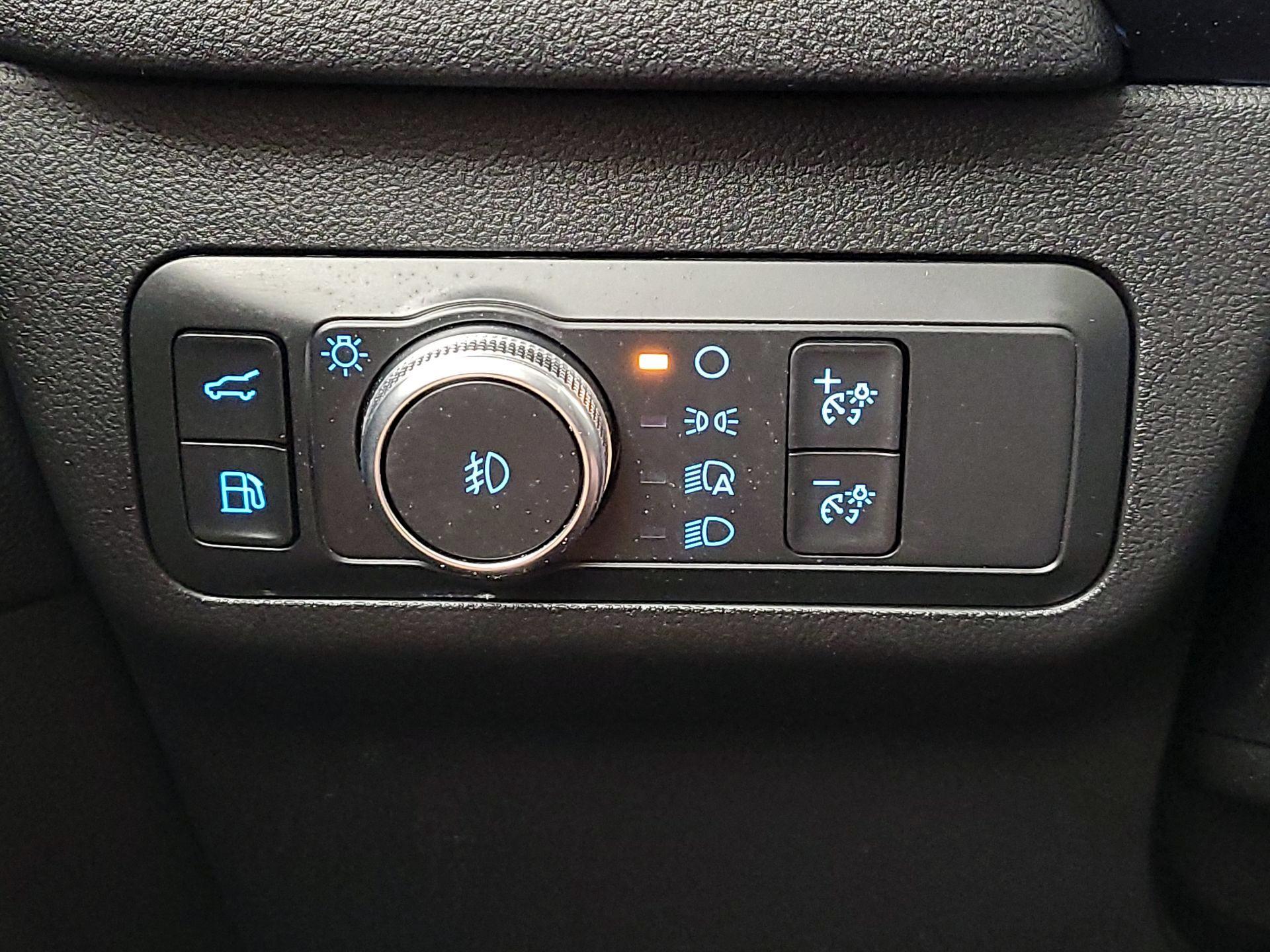 Thumbnail: 2020 Ford Escape - 13