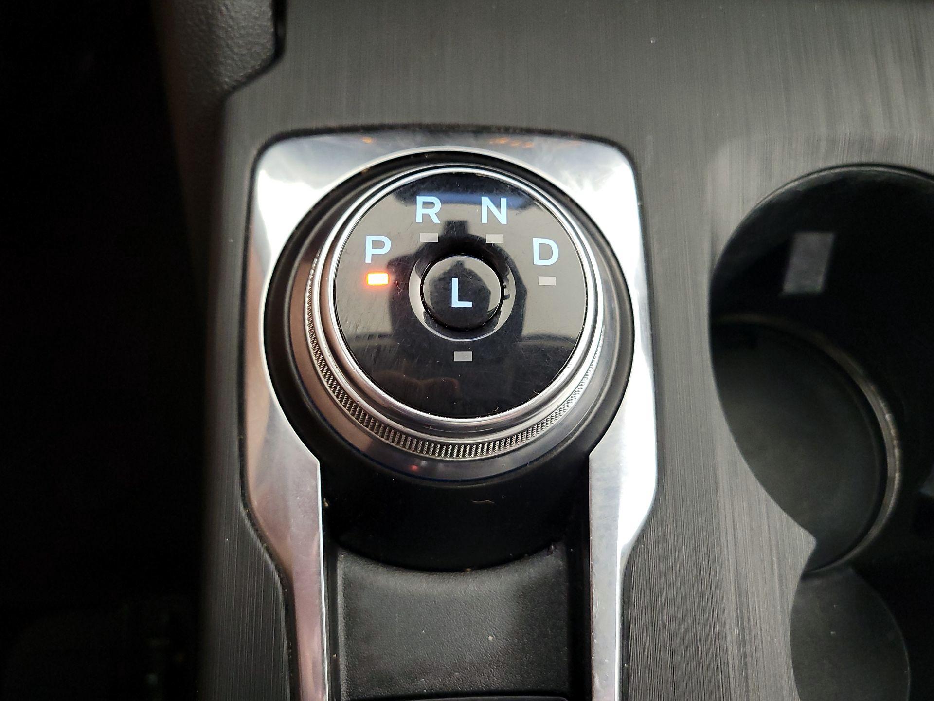 Thumbnail: 2020 Ford Escape - 18