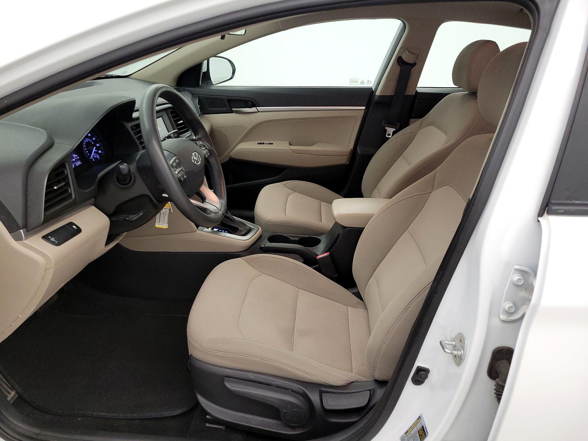 Thumbnail: 2019 Hyundai Elantra - 11
