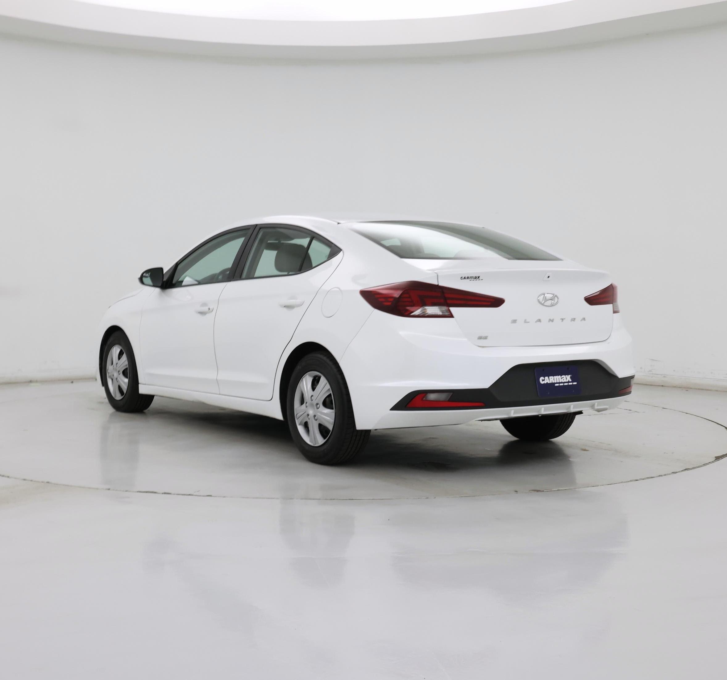 Thumbnail: 2019 Hyundai Elantra - 2