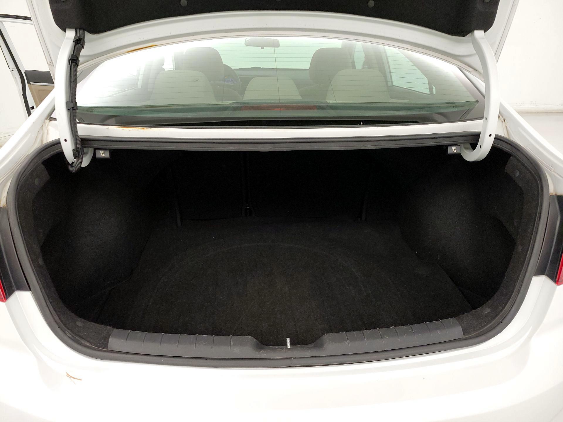 Thumbnail: 2019 Hyundai Elantra - 20