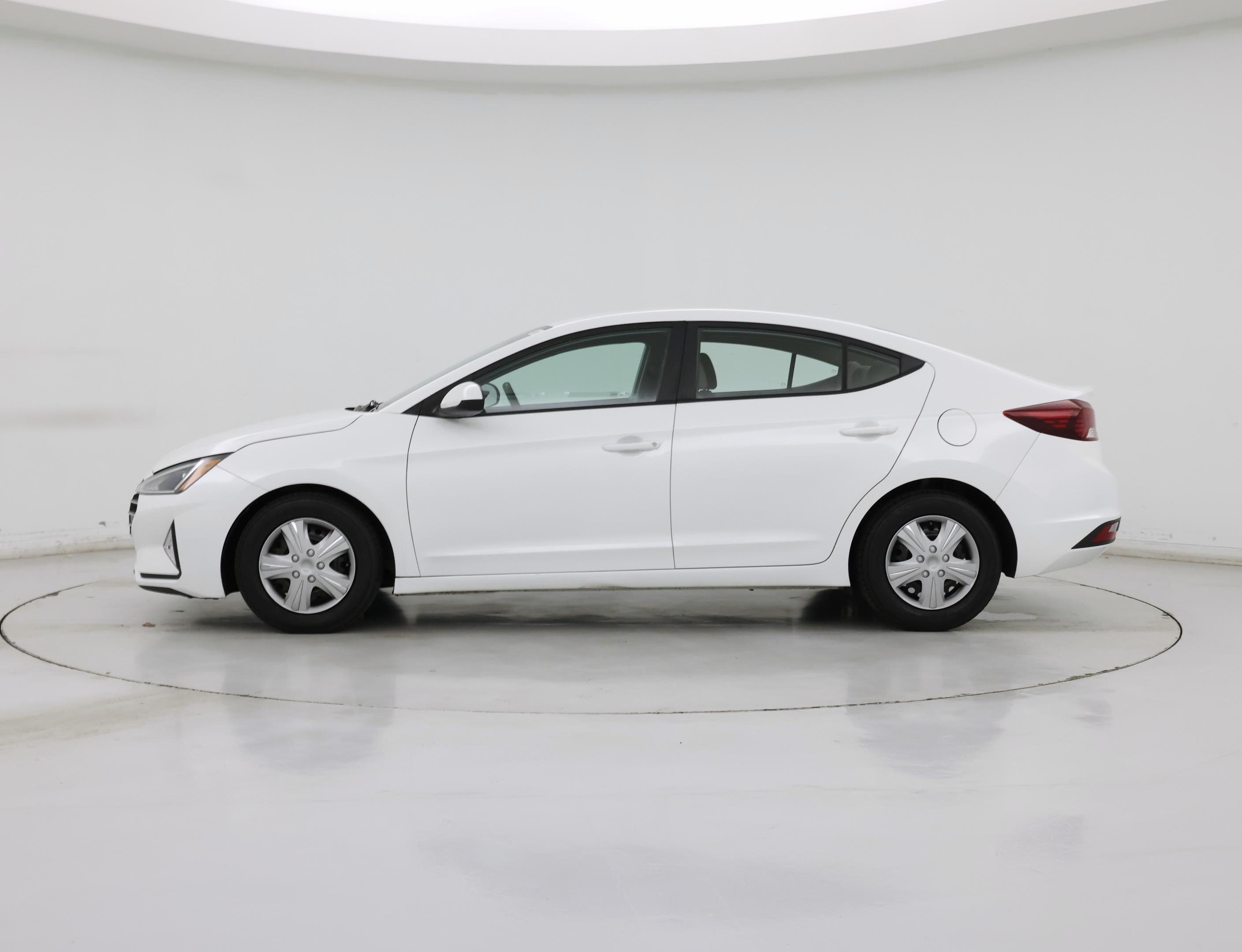 Thumbnail: 2019 Hyundai Elantra - 3