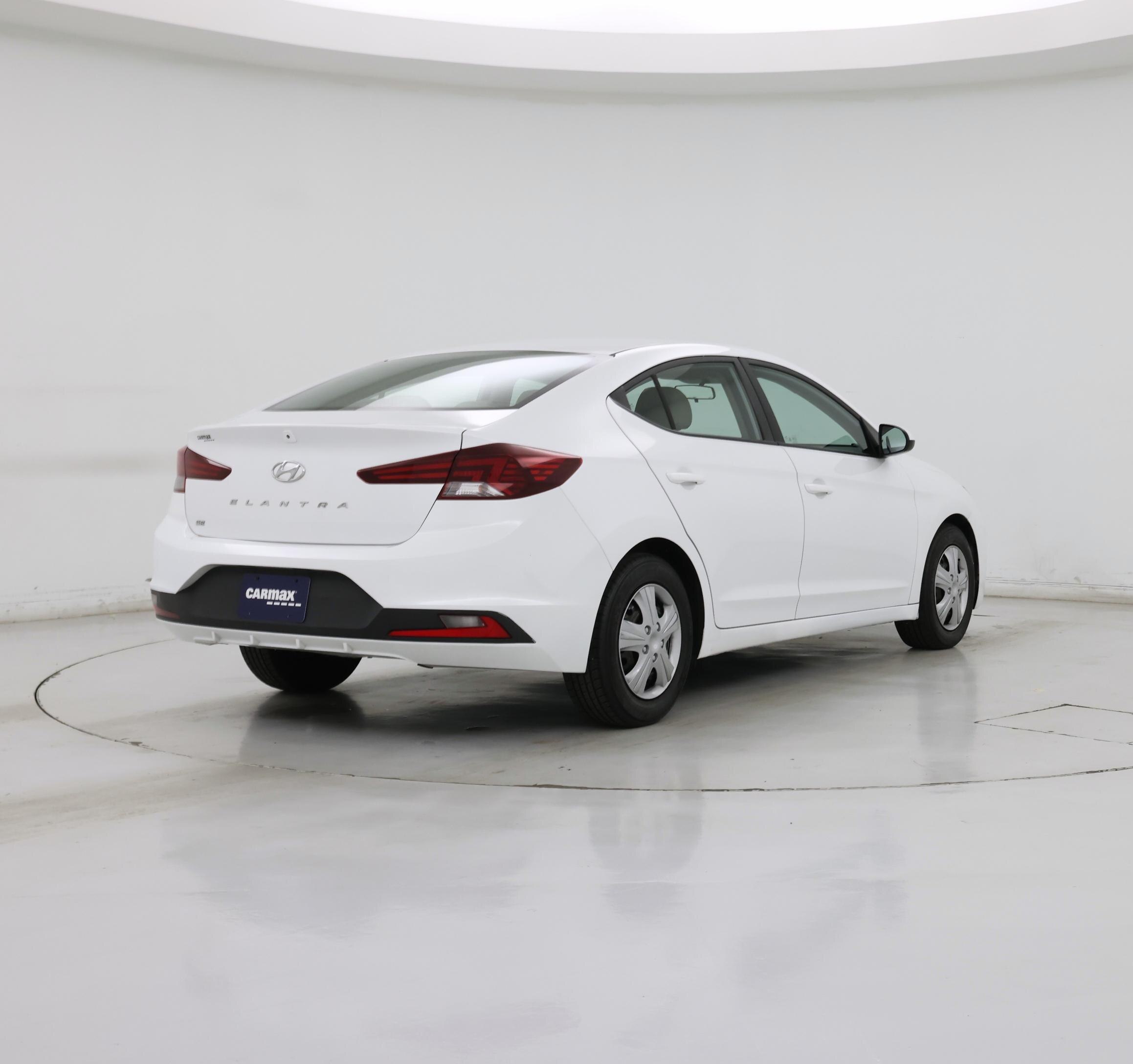 Thumbnail: 2019 Hyundai Elantra - 8